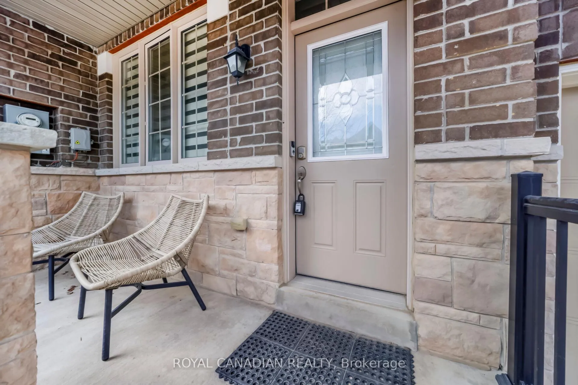 Photo 3 of 10 Yellowknife Road, Brampton, Sandringham-Wellington — HOMEH