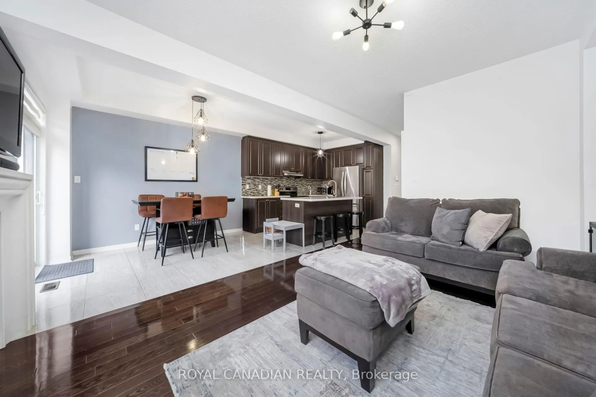 Photo 17 of 10 Yellowknife Road, Brampton, Sandringham-Wellington — HOMEH