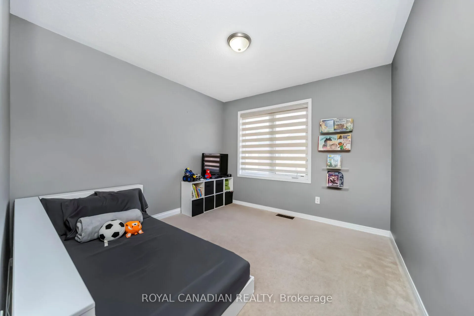 Photo 23 of 10 Yellowknife Road, Brampton, Sandringham-Wellington — HOMEH