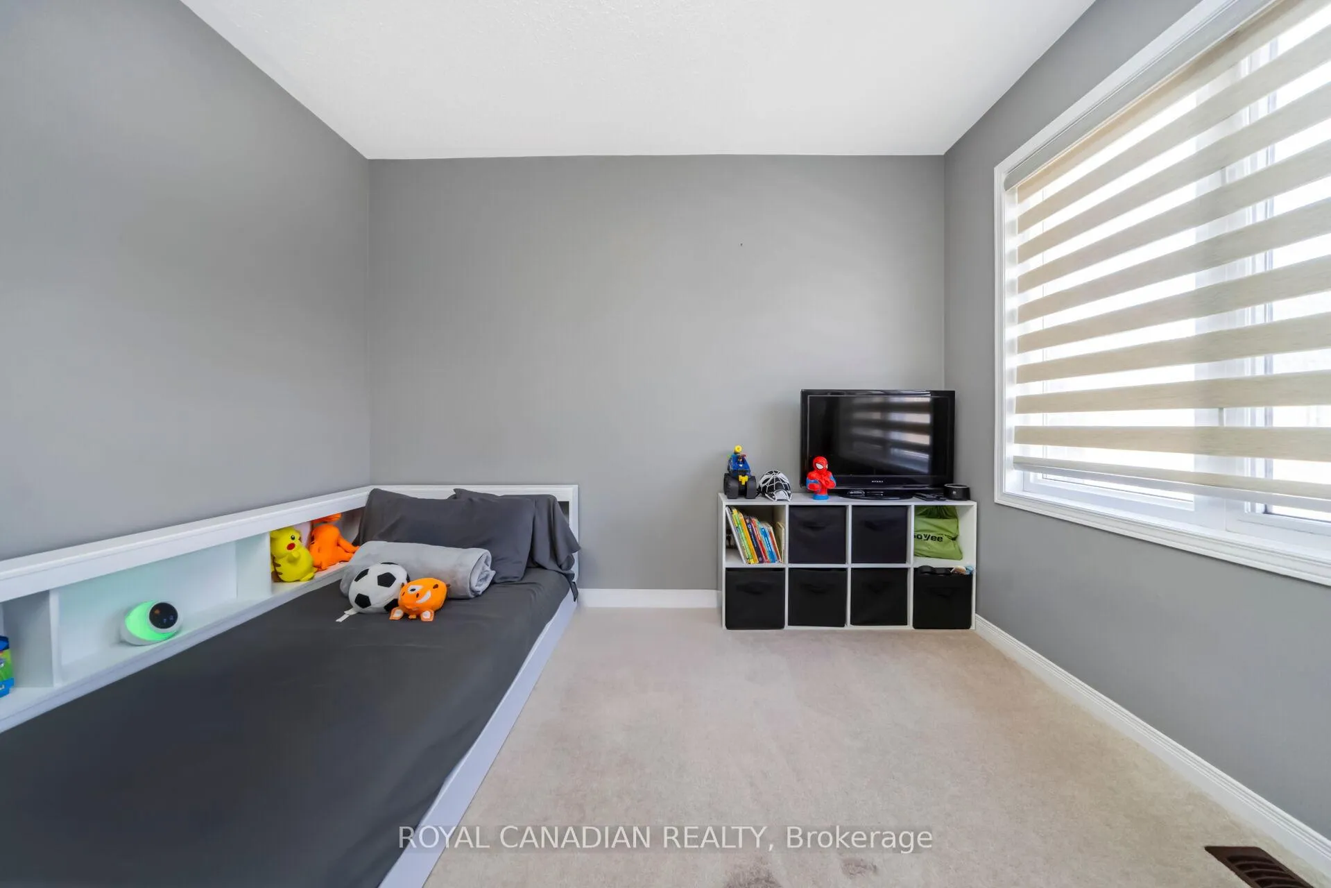 Photo 24 of 10 Yellowknife Road, Brampton, Sandringham-Wellington — HOMEH