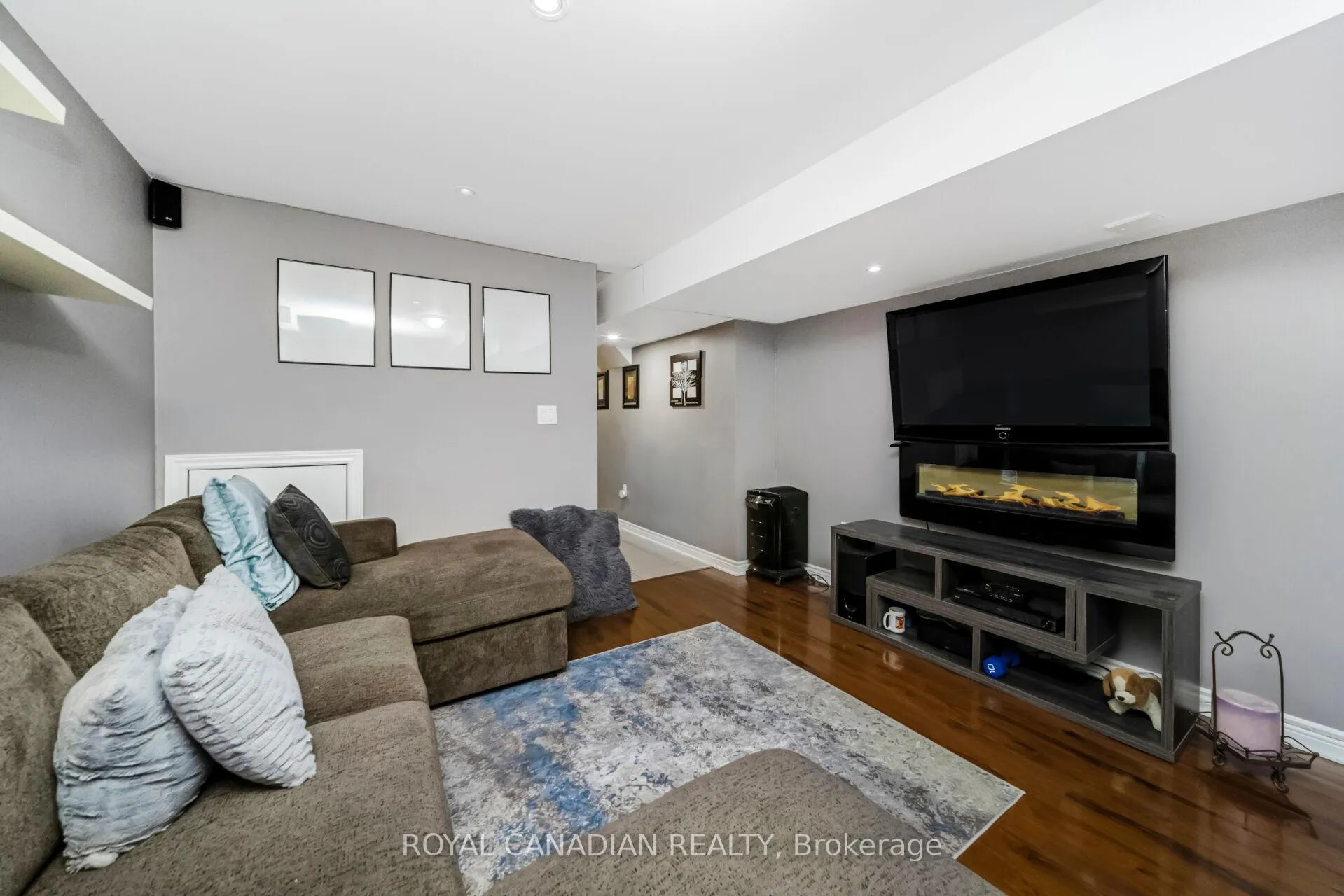 Photo 38 of 10 Yellowknife Road, Brampton, Sandringham-Wellington — HOMEH