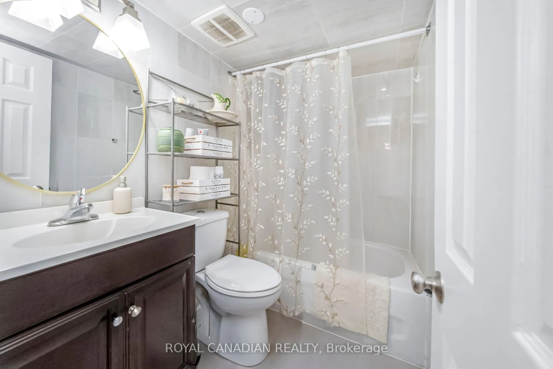 Photo 46 of 10 Yellowknife Road, Brampton, Sandringham-Wellington — HOMEH