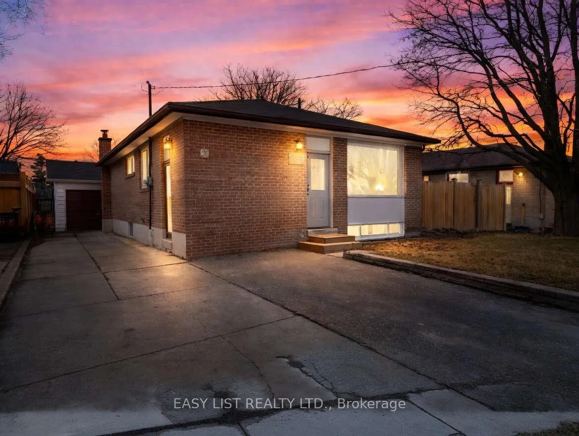 Front of 1003 Wardman Crescent