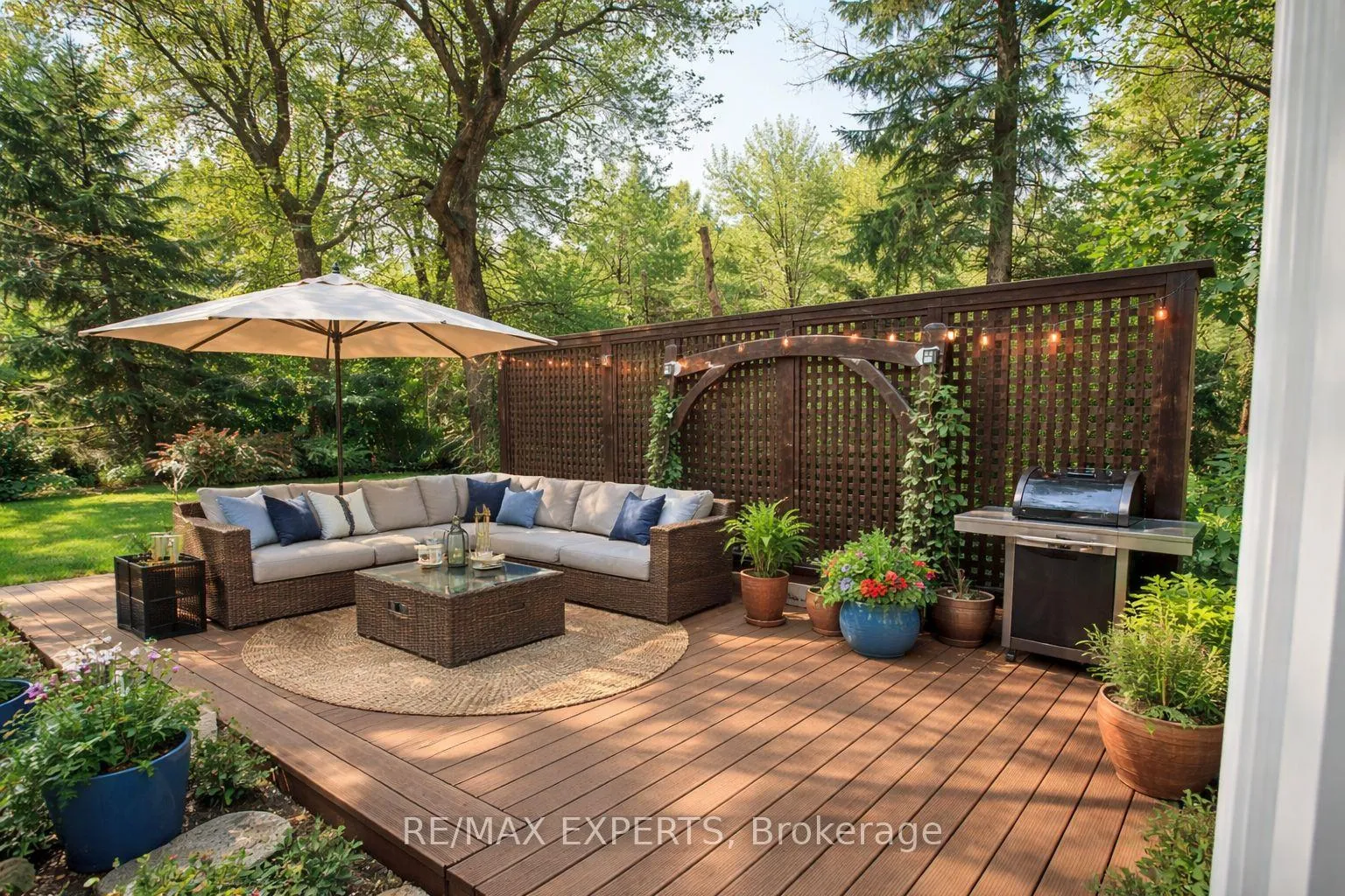 Photo 3 of 35 Clearview Heights, King, King City — HOMEH