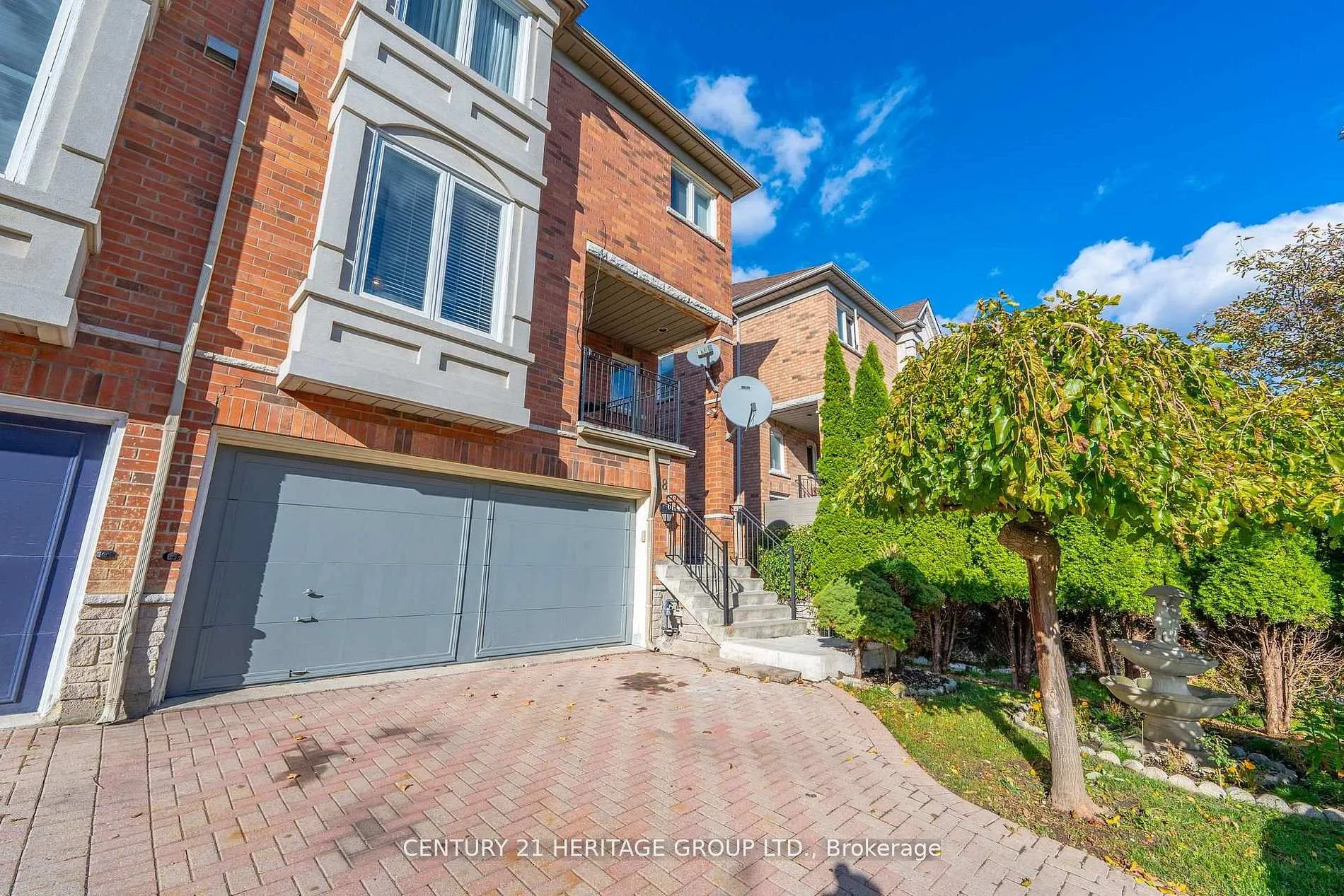 Photo 4 of 18 Orchid Road, Markham, Commerce Valley — HOMEH