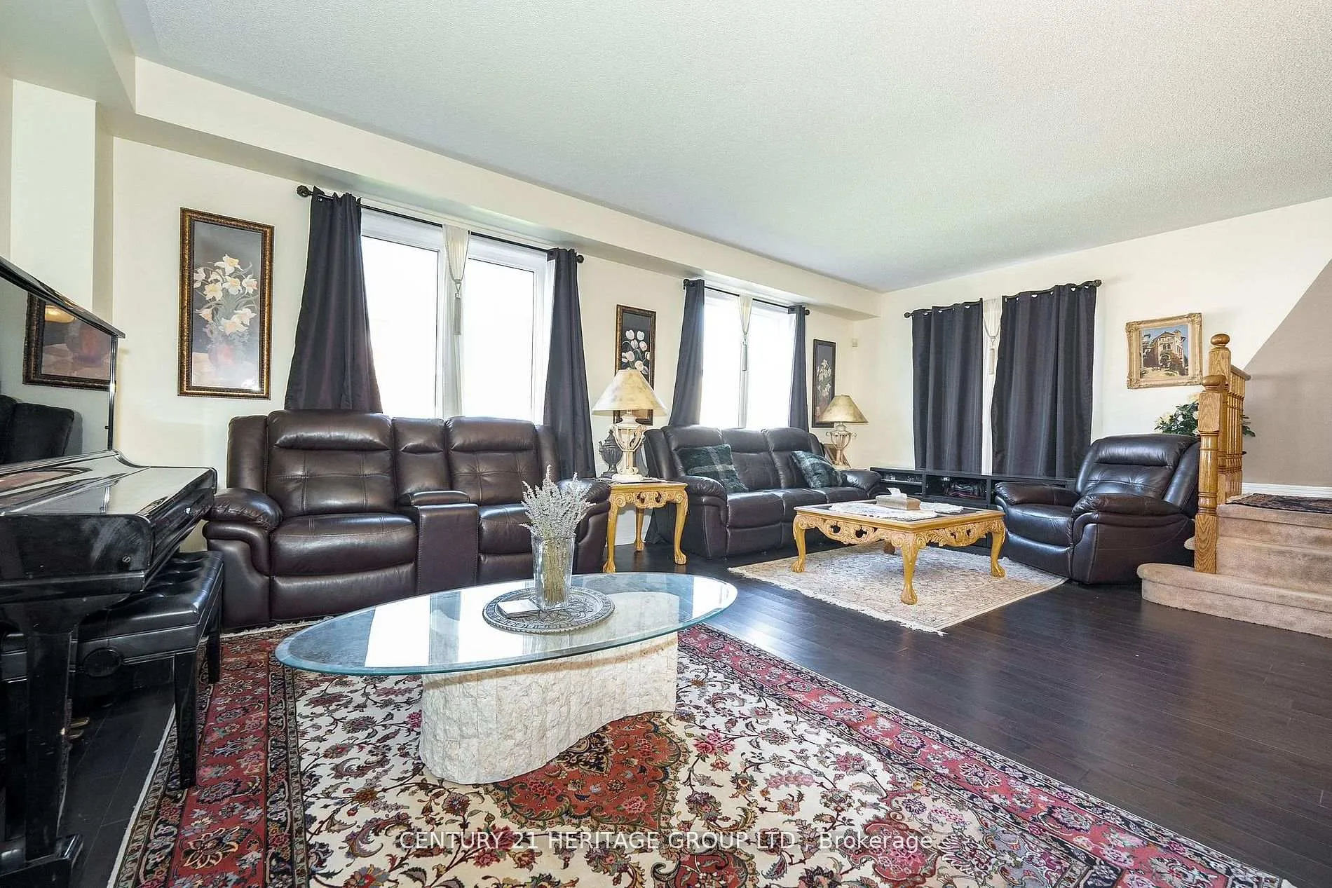 Photo 8 of 18 Orchid Road, Markham, Commerce Valley — HOMEH