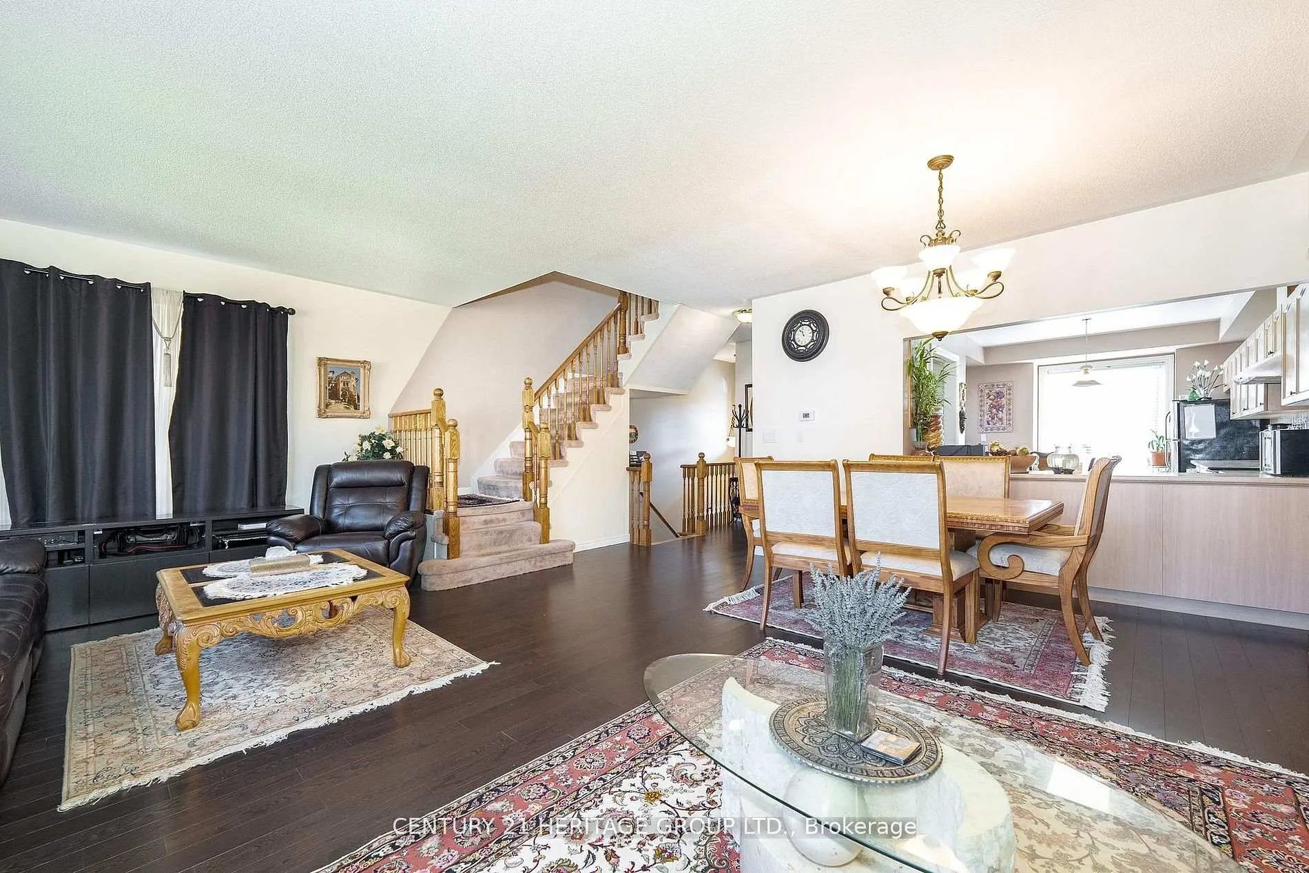 Photo 9 of 18 Orchid Road, Markham, Commerce Valley — HOMEH