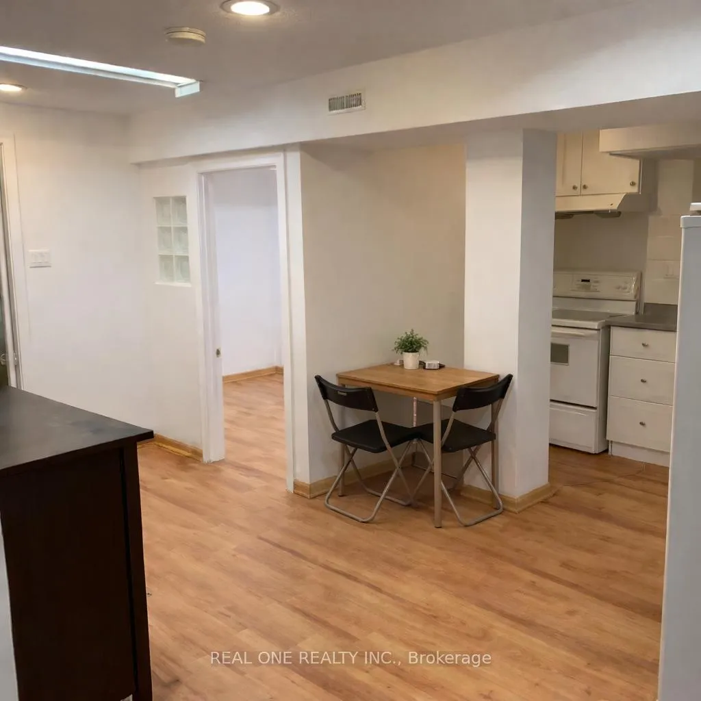 Photo 5 of 37 Middleton Court, Markham, Milliken Mills West — HOMEH