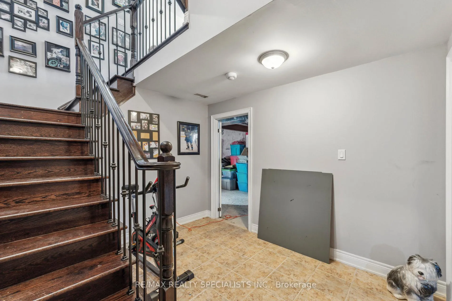 Photo 8 of 9 Flanders Road, Brampton, Credit Valley — HOMEH