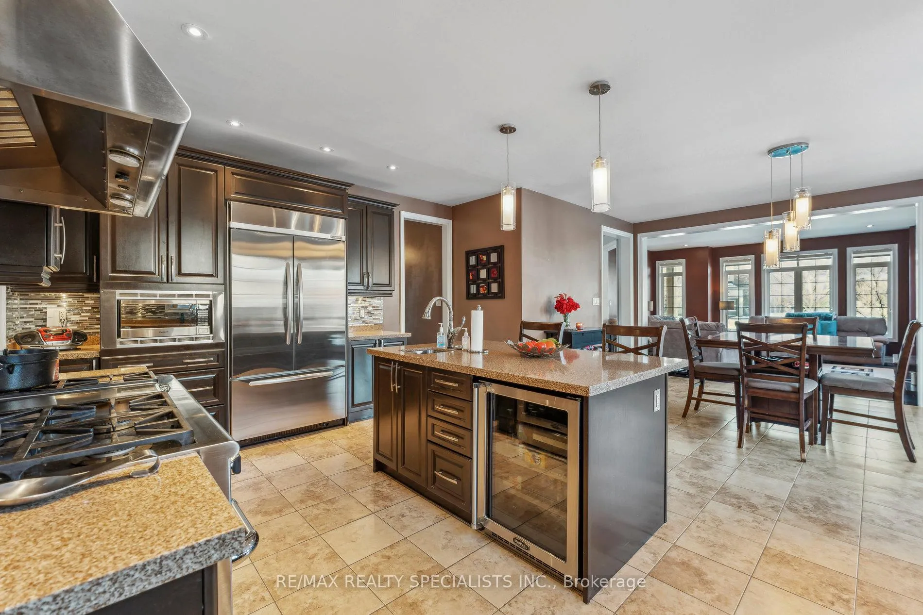 Photo 28 of 9 Flanders Road, Brampton, Credit Valley — HOMEH