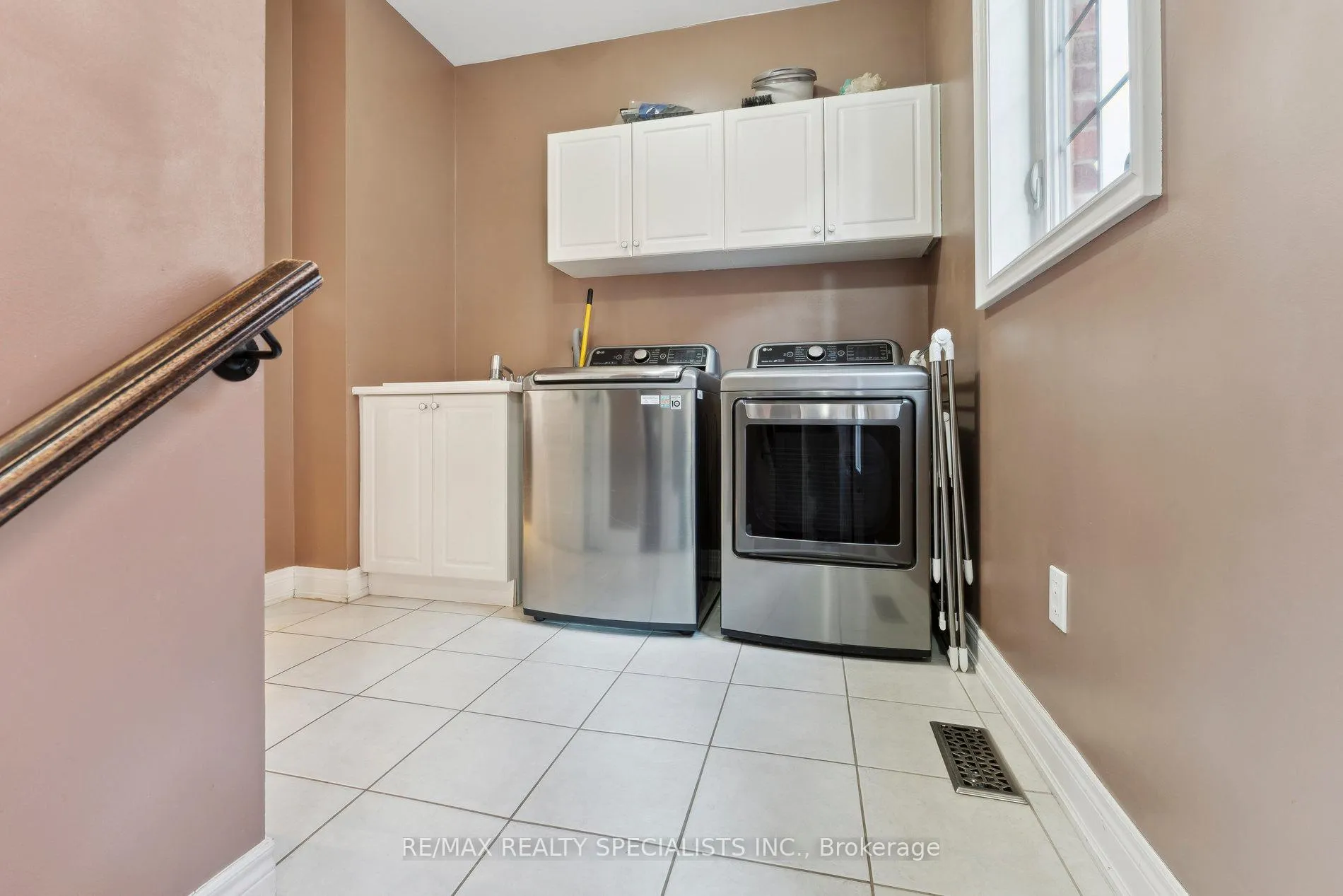 Photo 31 of 9 Flanders Road, Brampton, Credit Valley — HOMEH