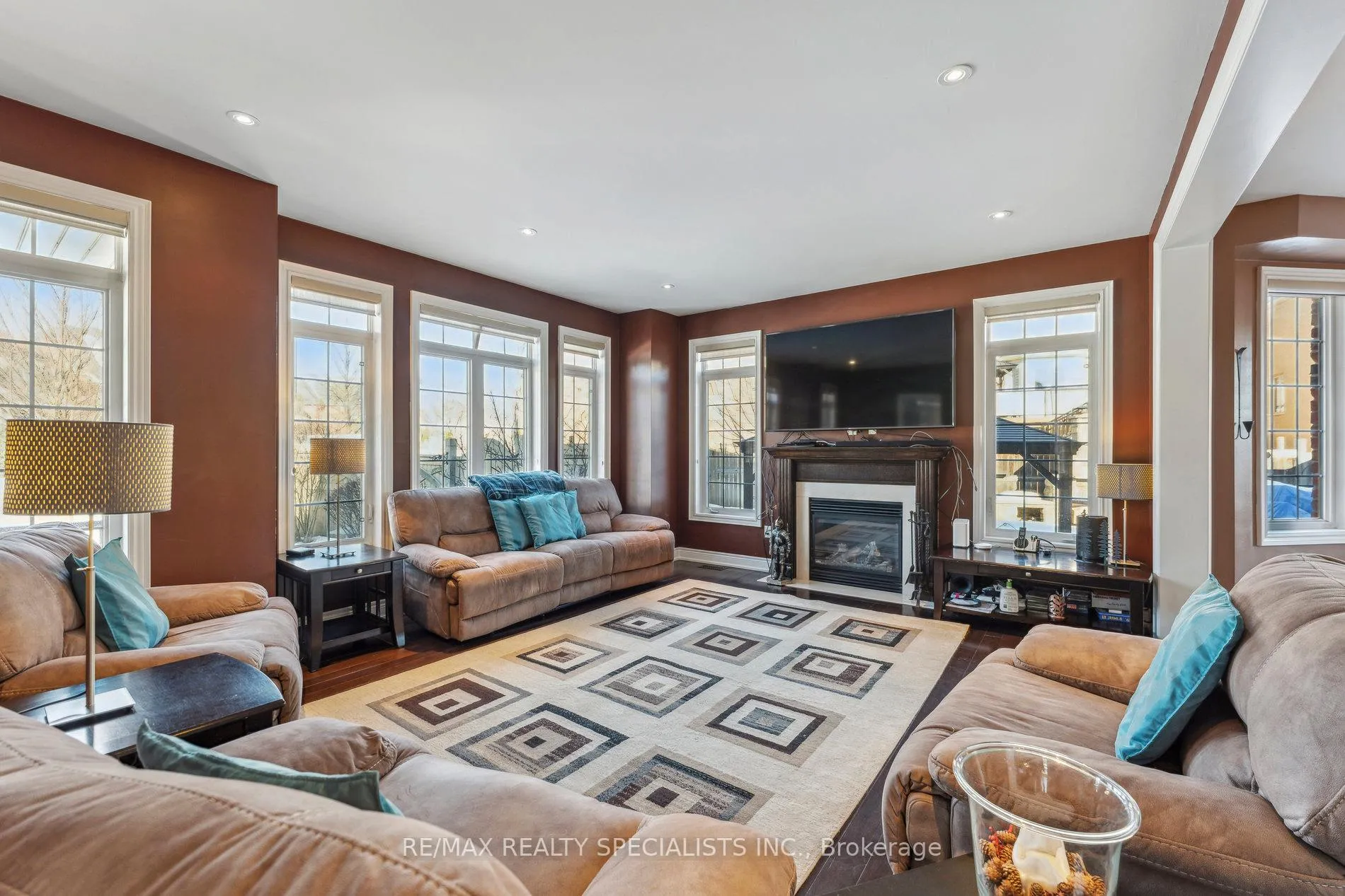 Photo 33 of 9 Flanders Road, Brampton, Credit Valley — HOMEH