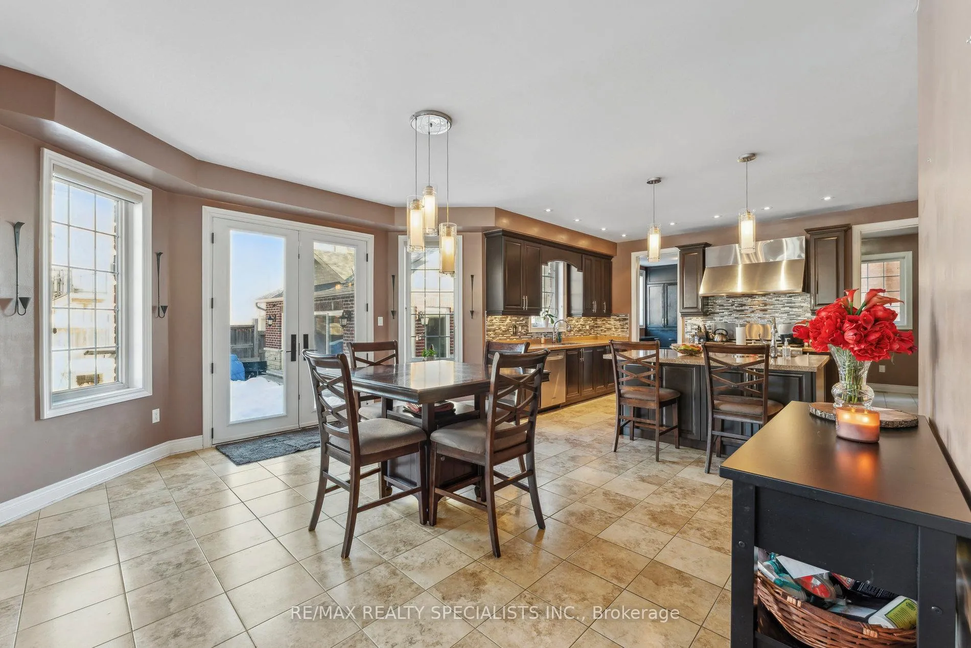 Photo 36 of 9 Flanders Road, Brampton, Credit Valley — HOMEH