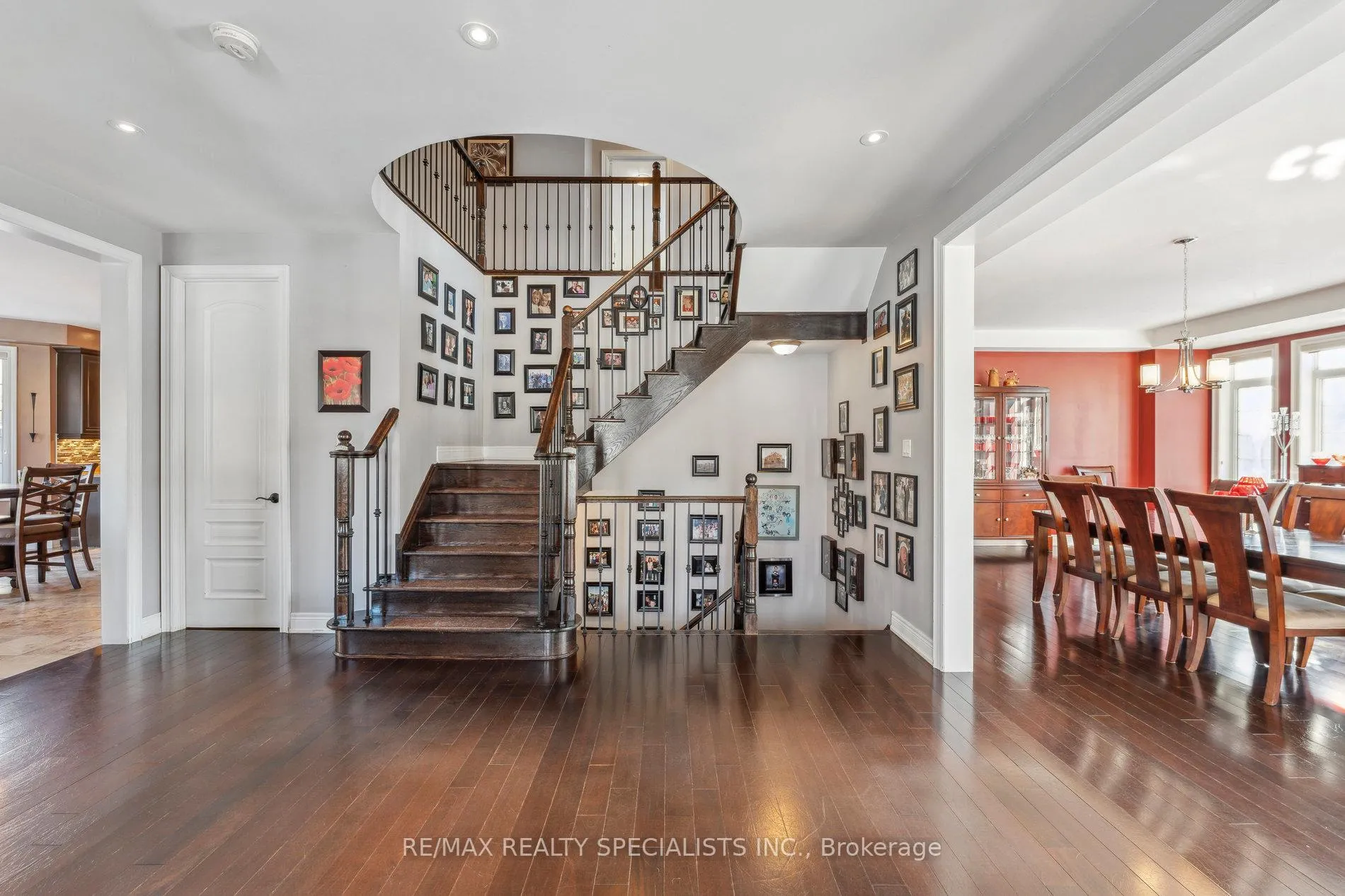 Photo 40 of 9 Flanders Road, Brampton, Credit Valley — HOMEH