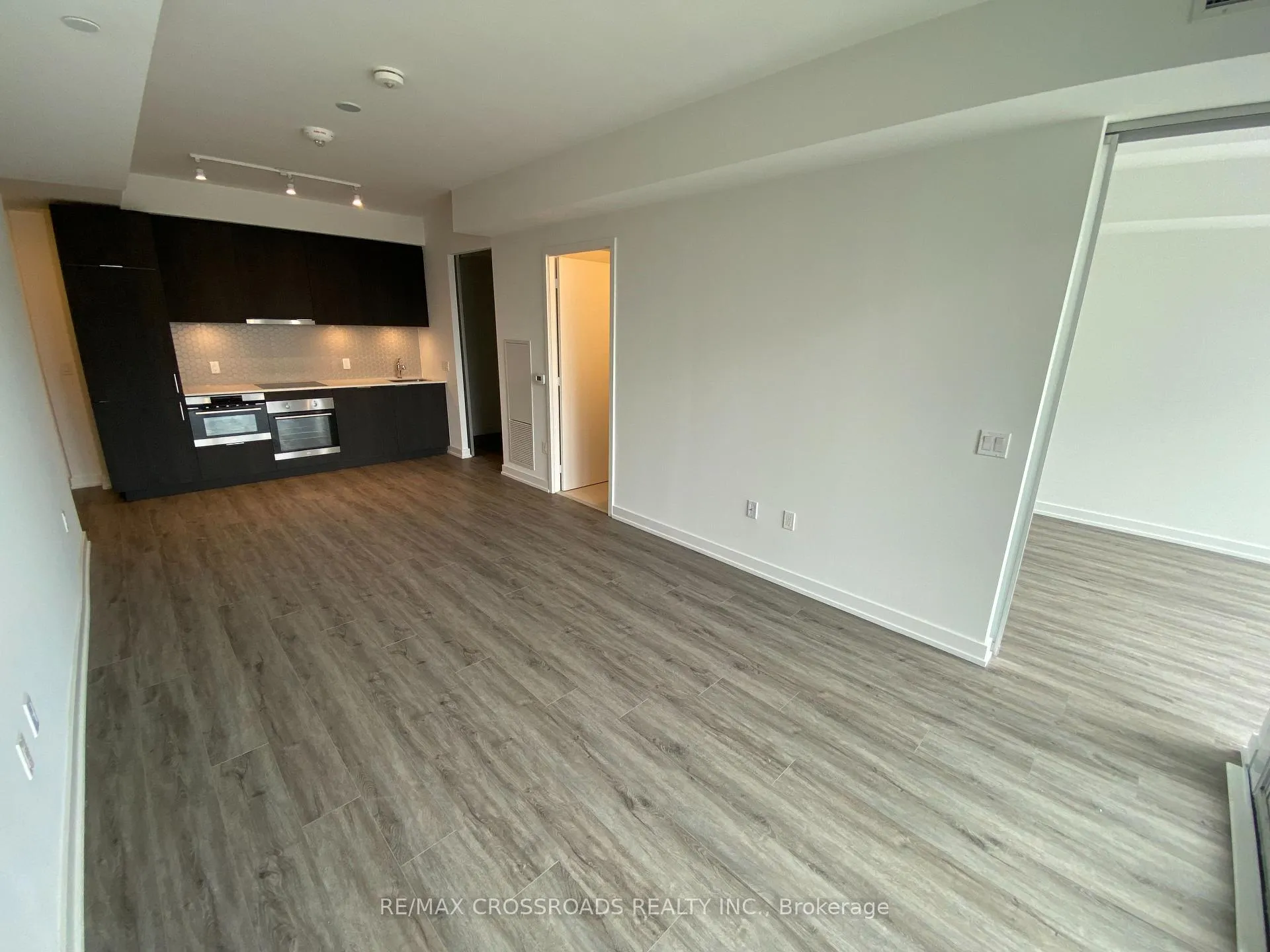 Photo 5 of Unit 1214, 158 Front Street E, Toronto, Moss Park — HOMEH