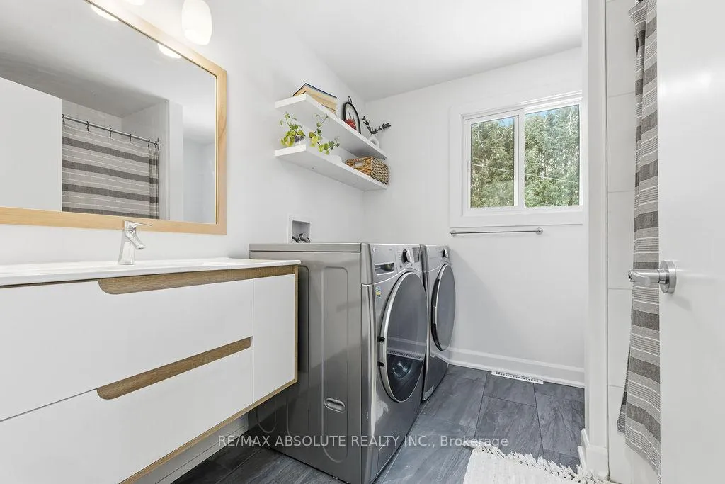 Photo 9 of 202 Canaan Road, McNab/Braeside, Mcnab/Braeside Twps — HOMEH