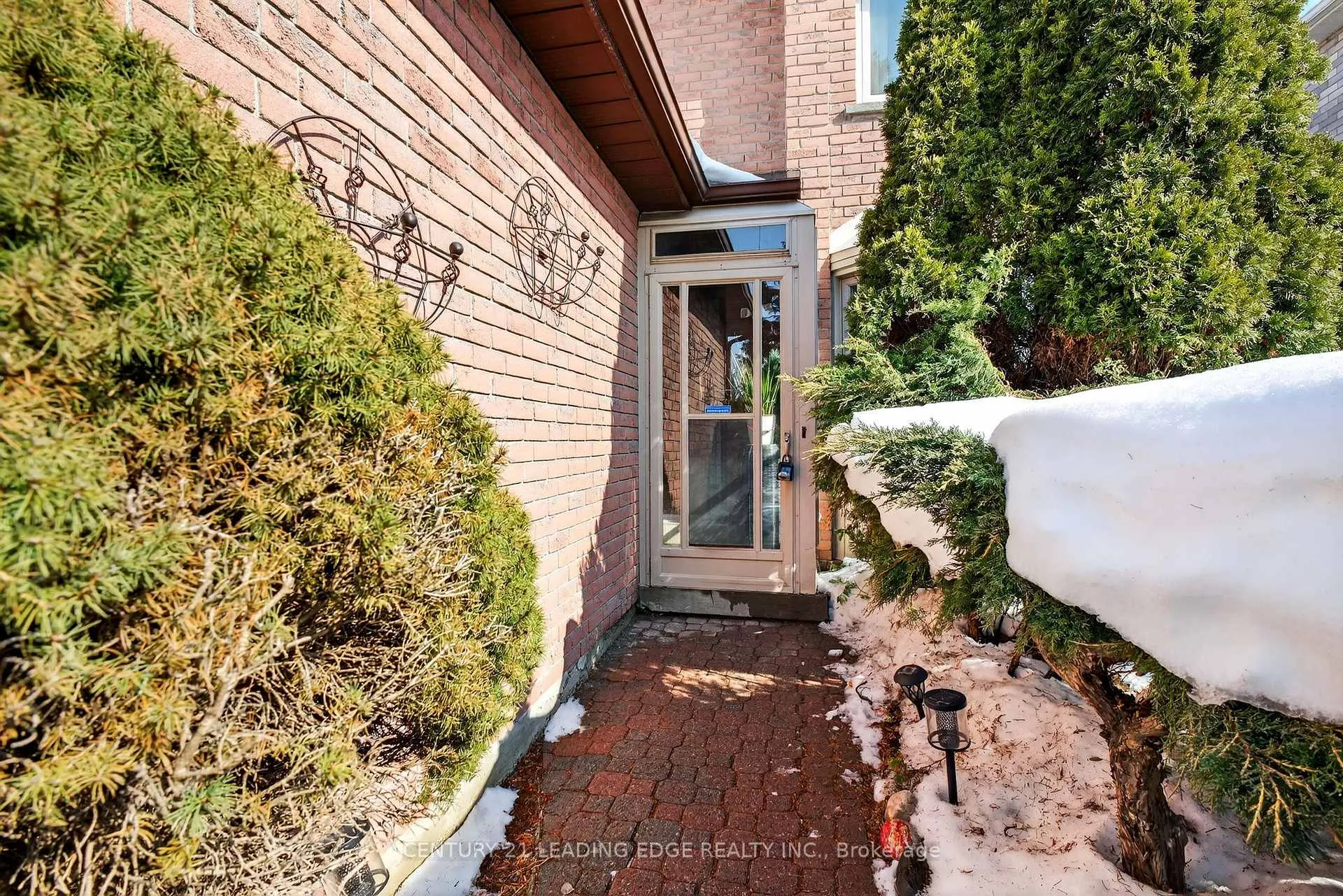 Photo 4 of 41 Ritchie Avenue, Ajax, Central — HOMEH