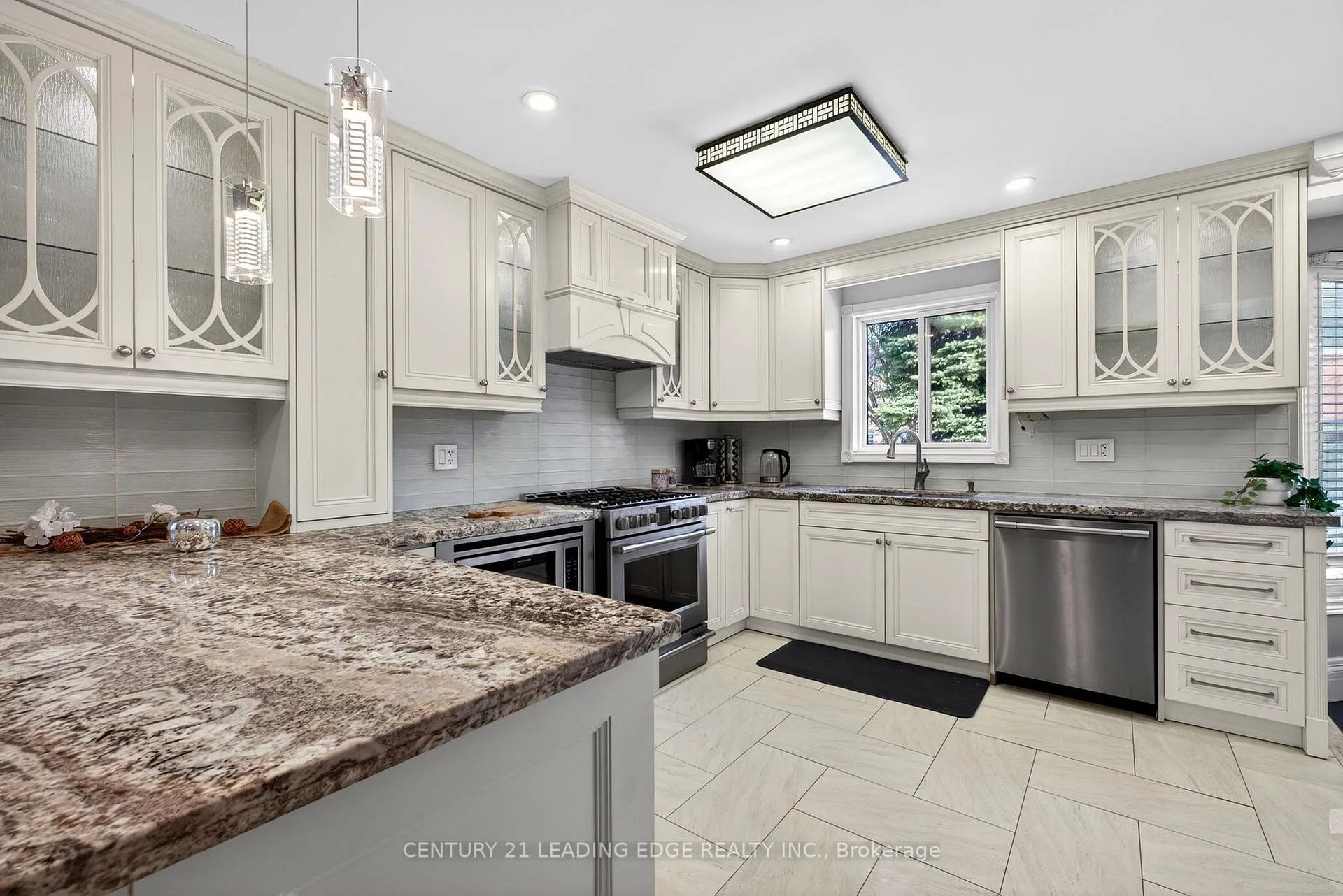 Photo 14 of 41 Ritchie Avenue, Ajax, Central — HOMEH