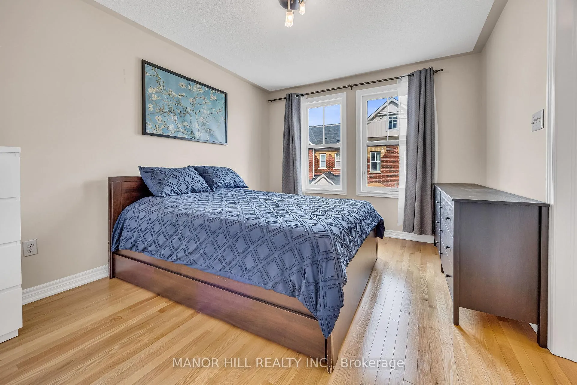 Photo 21 of Unit 12, 10 Porter Avenue W, Vaughan, West Woodbridge — HOMEH