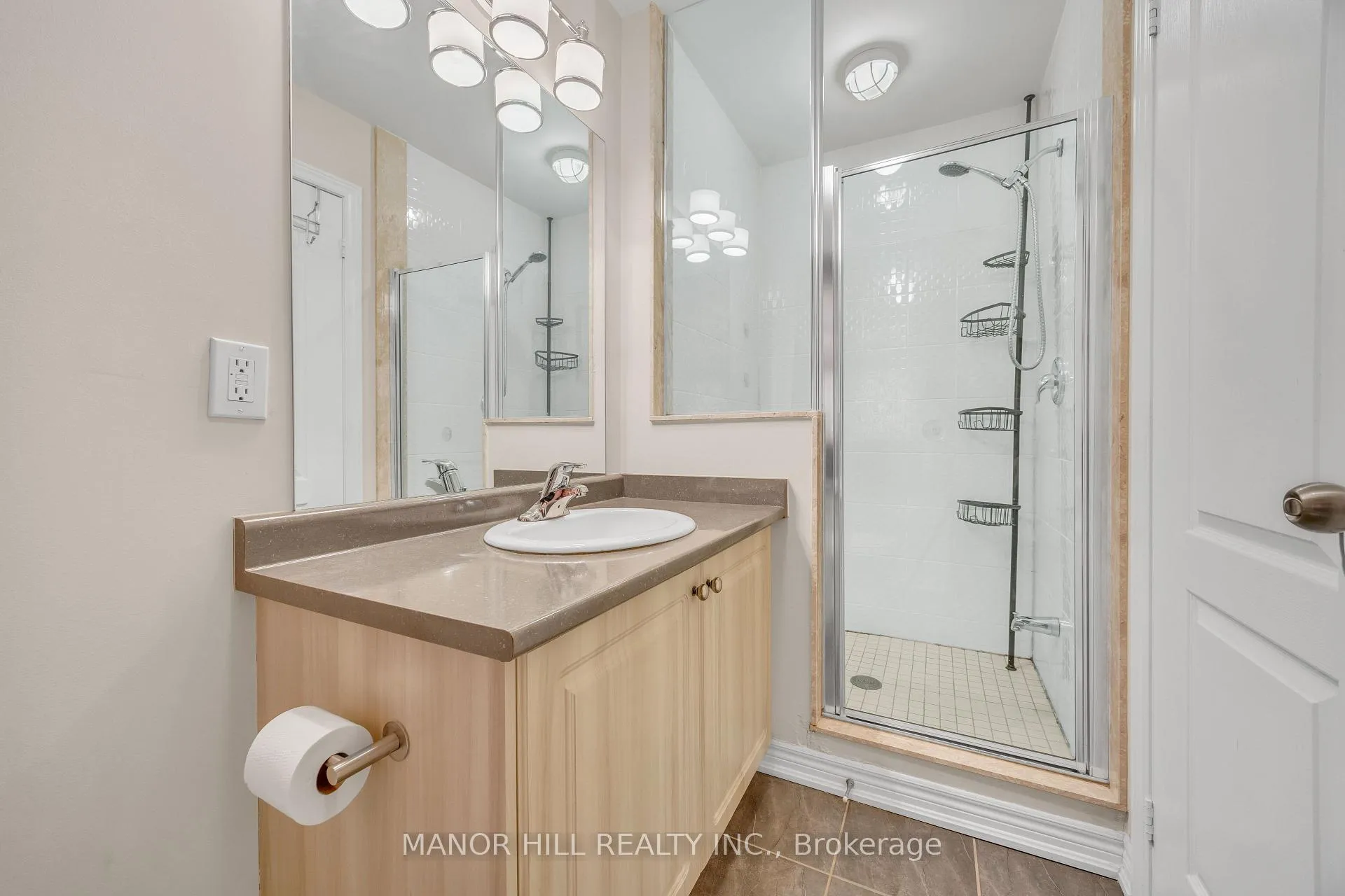 Photo 22 of Unit 12, 10 Porter Avenue W, Vaughan, West Woodbridge — HOMEH