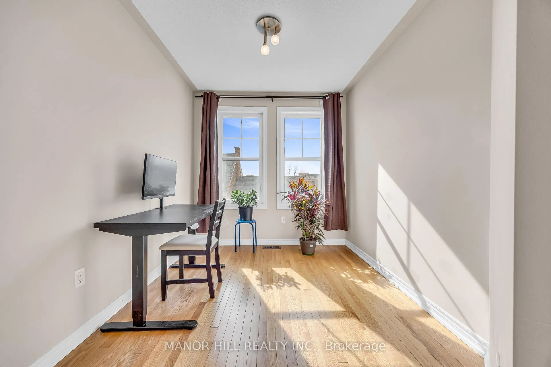 Photo 25 of Unit 12, 10 Porter Avenue W, Vaughan, West Woodbridge — HOMEH