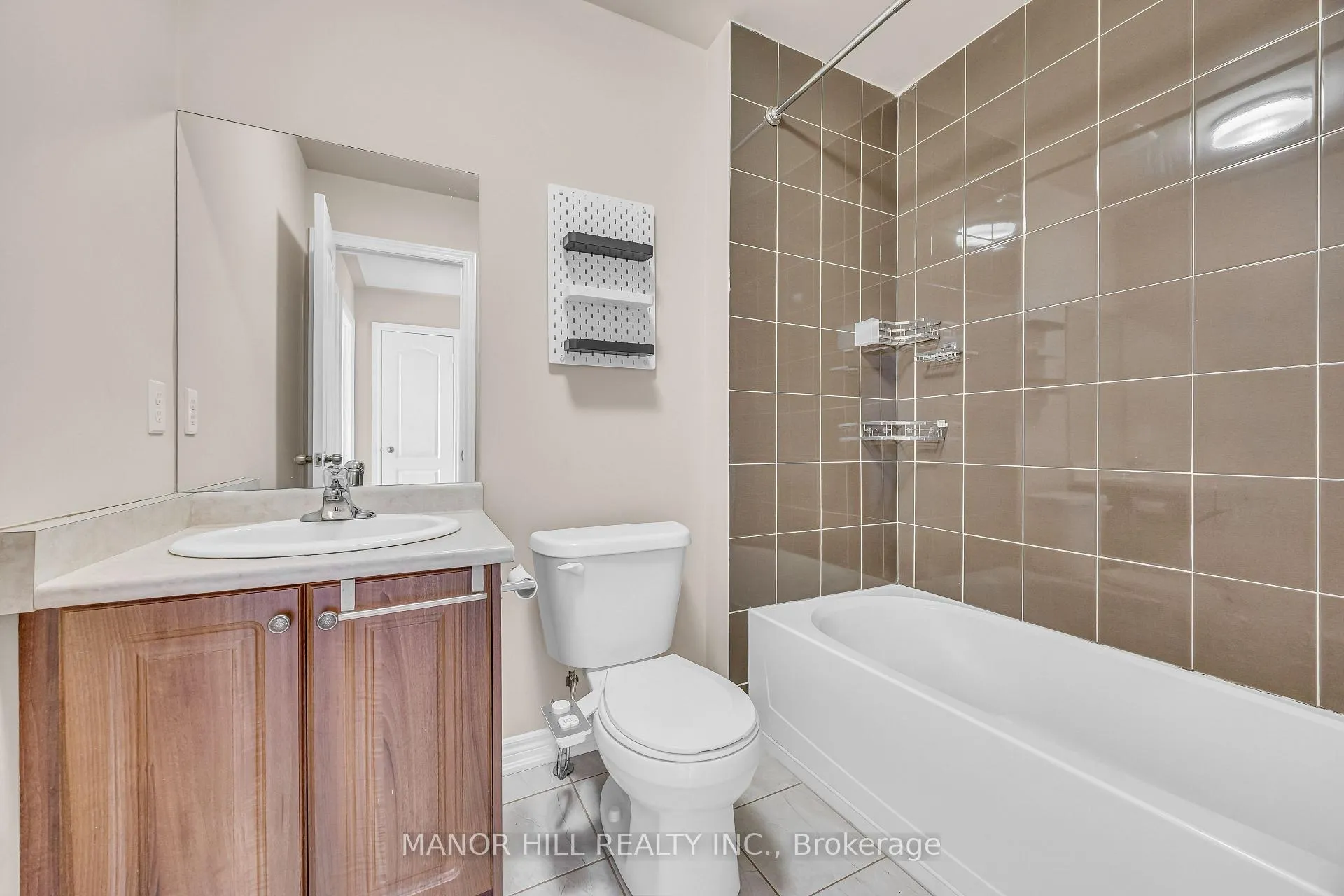 Photo 26 of Unit 12, 10 Porter Avenue W, Vaughan, West Woodbridge — HOMEH