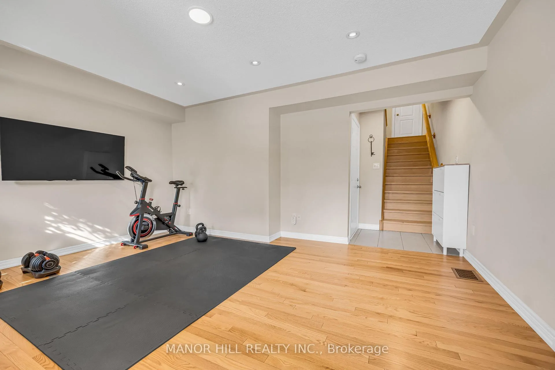 Photo 31 of Unit 12, 10 Porter Avenue W, Vaughan, West Woodbridge — HOMEH