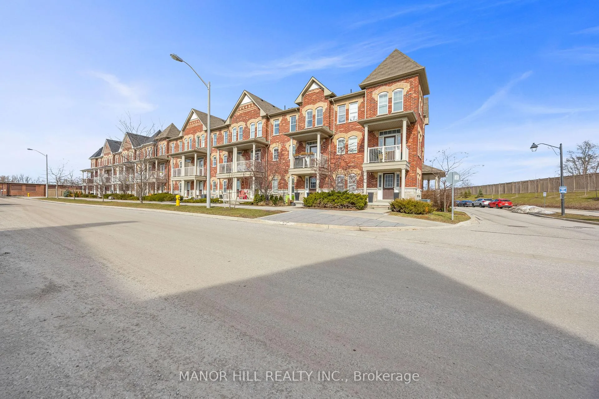 Photo 36 of Unit 12, 10 Porter Avenue W, Vaughan, West Woodbridge — HOMEH