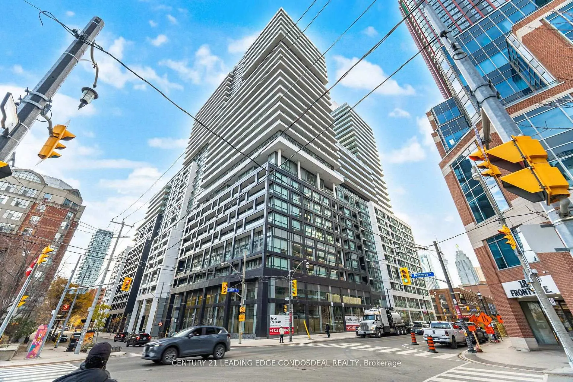 Photo 1 of Unit PH3007, 70 Princess Street, Toronto, Waterfront Communities — HOMEH