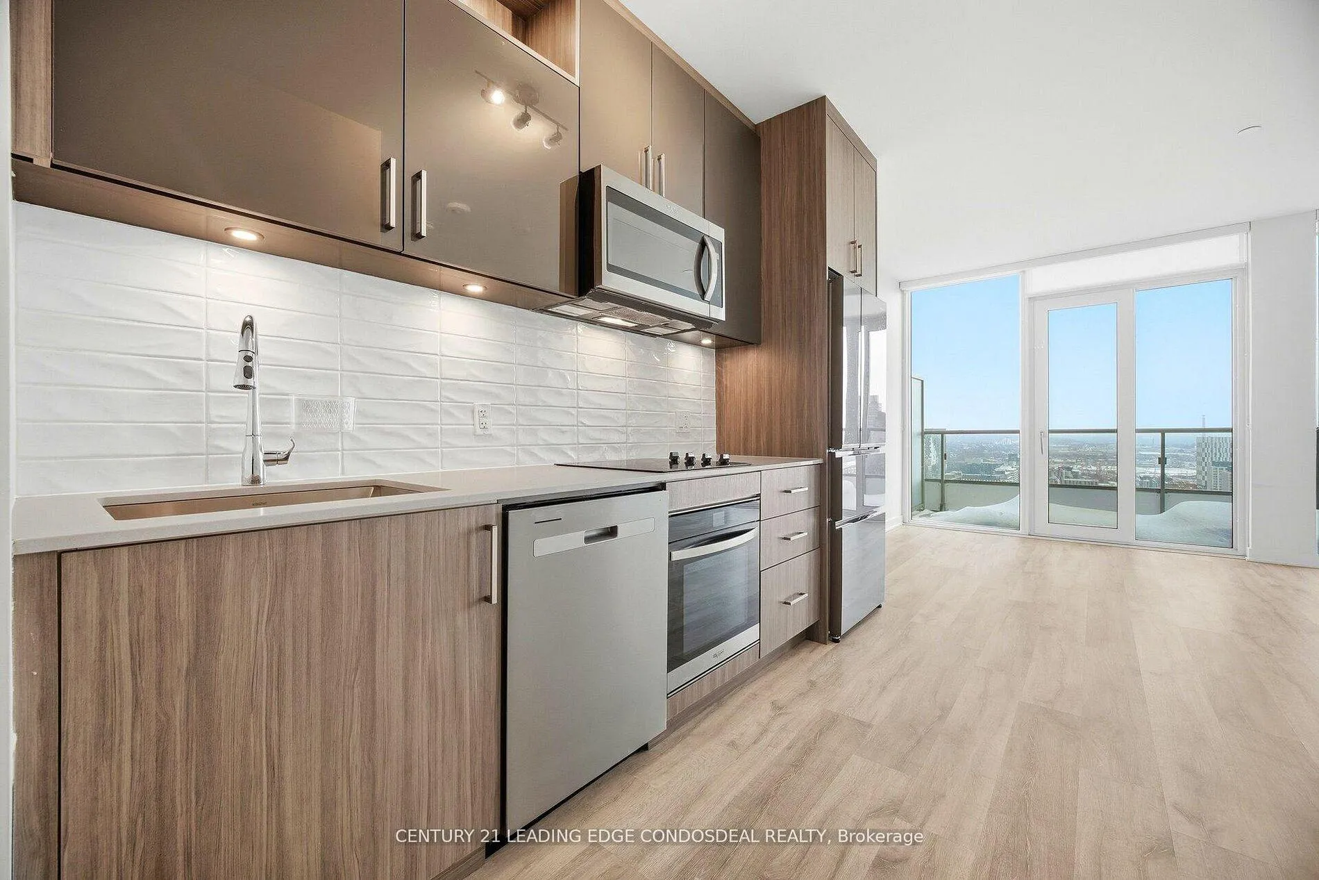 Photo 10 of Unit PH3007, 70 Princess Street, Toronto, Waterfront Communities — HOMEH
