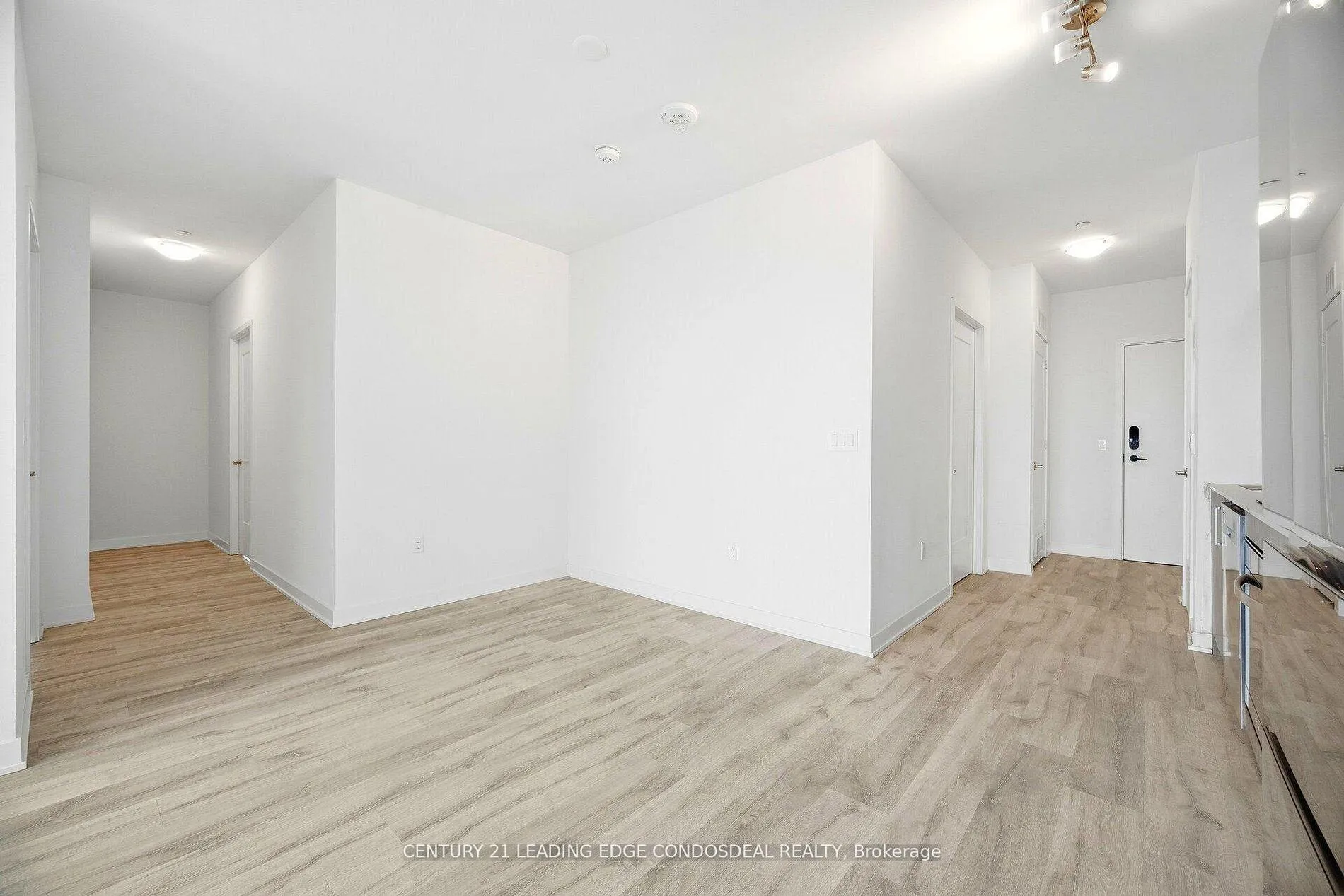 Photo 12 of Unit PH3007, 70 Princess Street, Toronto, Waterfront Communities — HOMEH