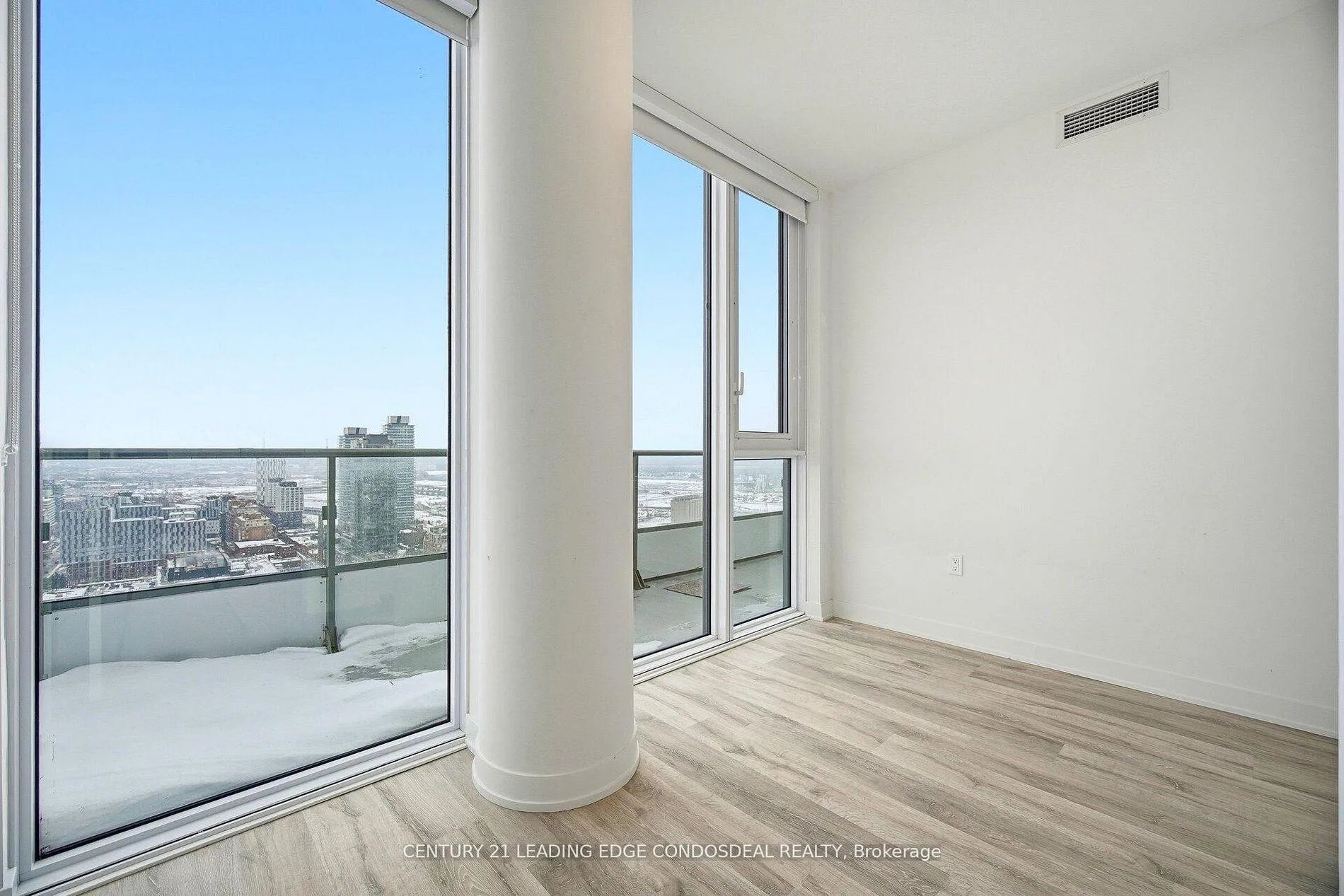 Photo 30 of Unit PH3007, 70 Princess Street, Toronto, Waterfront Communities — HOMEH