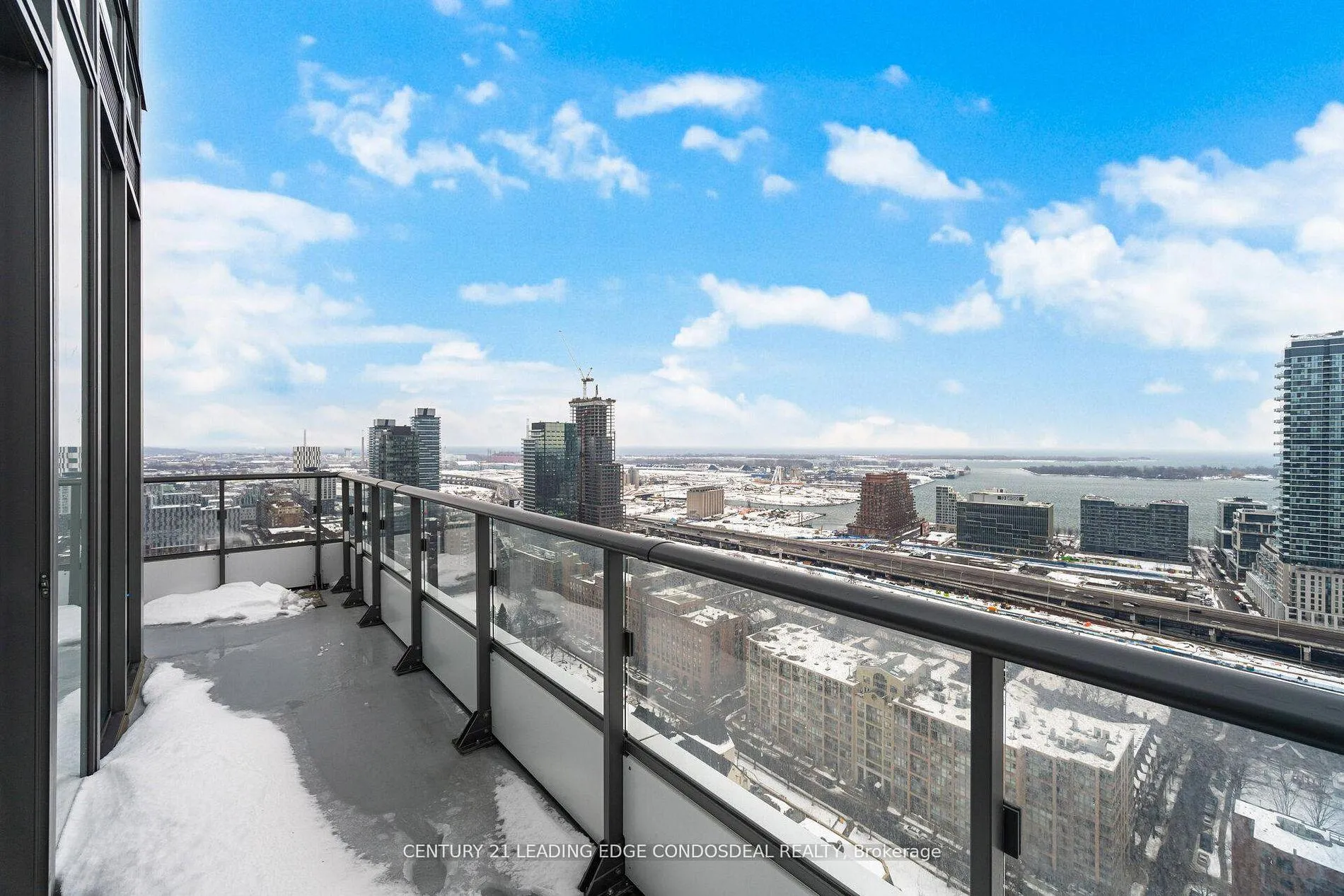 Photo 42 of Unit PH3007, 70 Princess Street, Toronto, Waterfront Communities — HOMEH