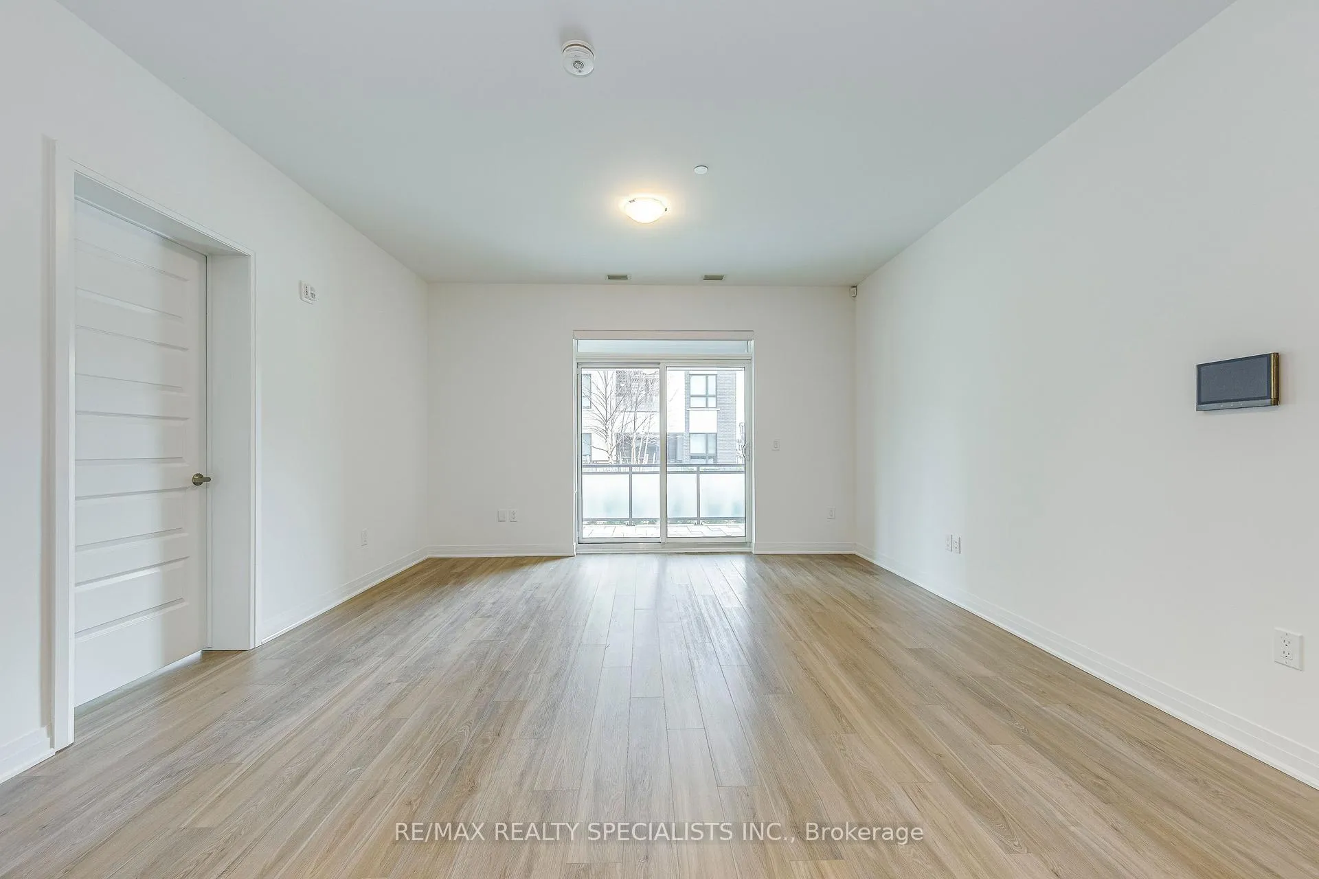 Photo 6 of Unit 120, 480 Gordon Krantz Avenue, Milton, Walker — HOMEH
