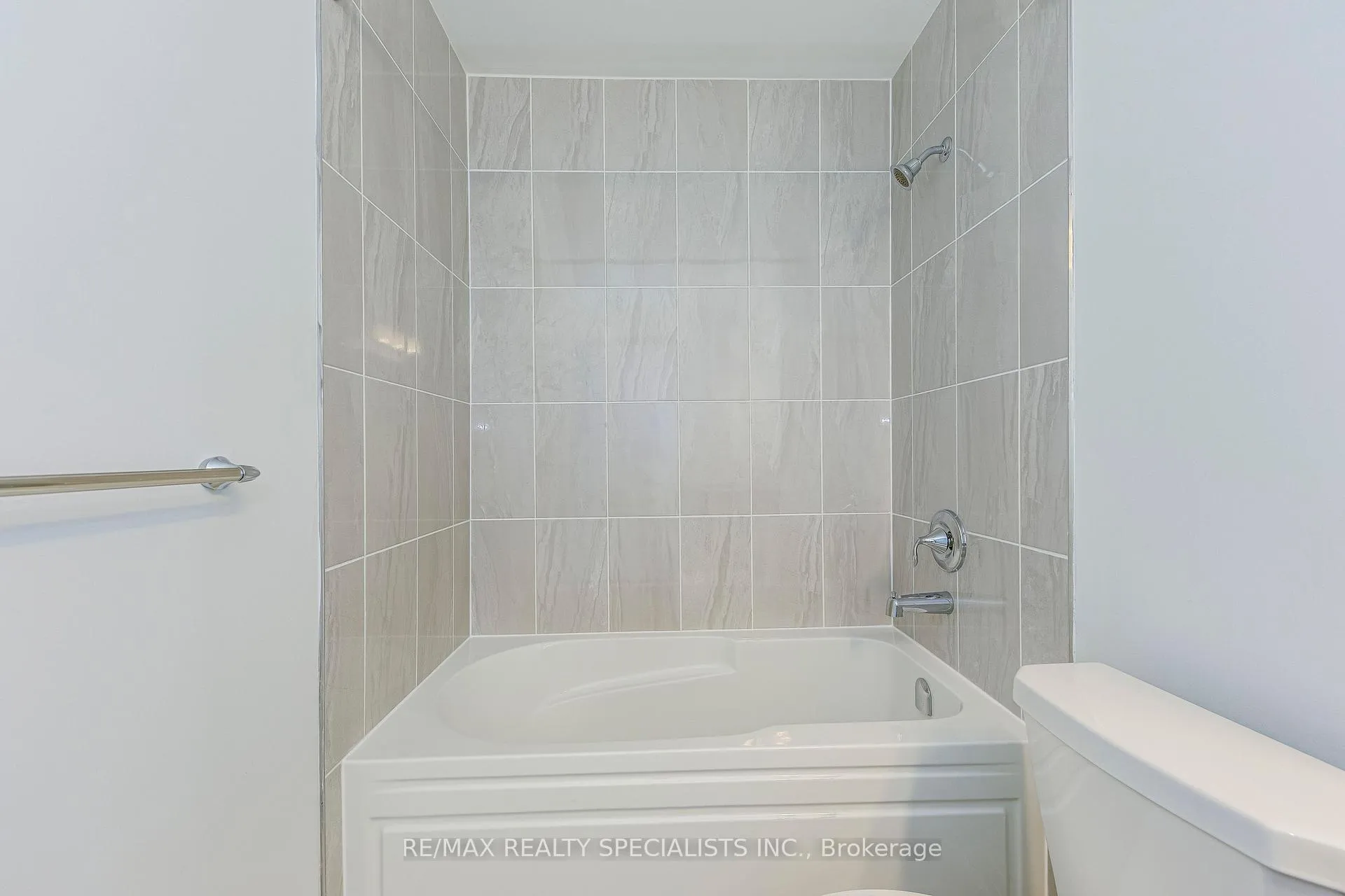 Photo 20 of Unit 120, 480 Gordon Krantz Avenue, Milton, Walker — HOMEH