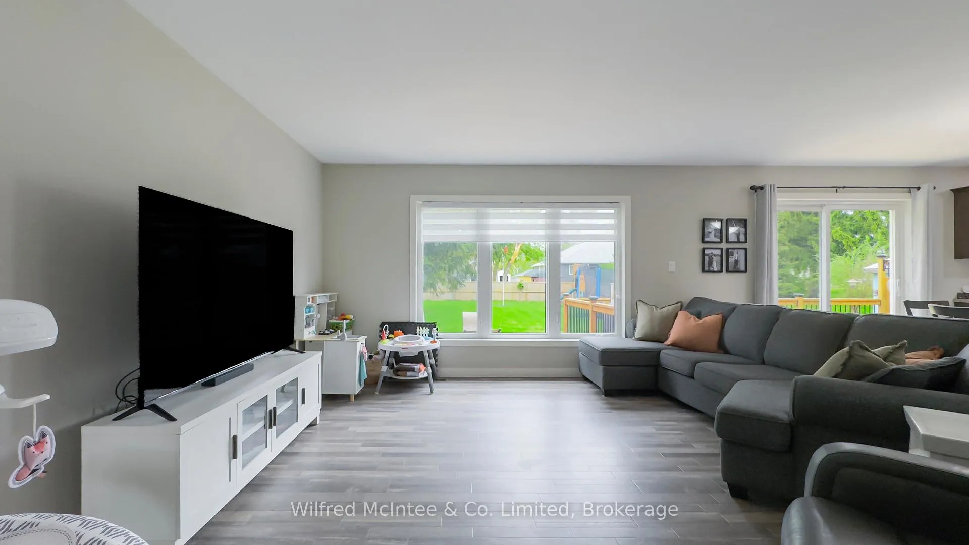 Photo 11 of 270 Albert Street, Huron East, Brussels — HOMEH
