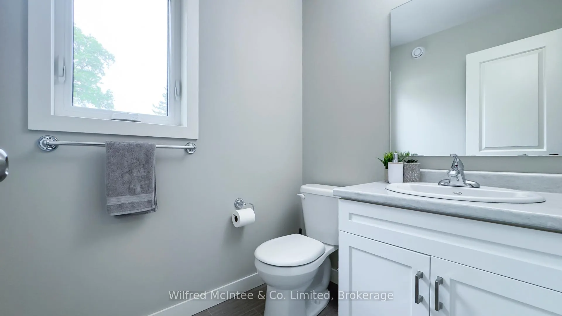 Photo 17 of 270 Albert Street, Huron East, Brussels — HOMEH