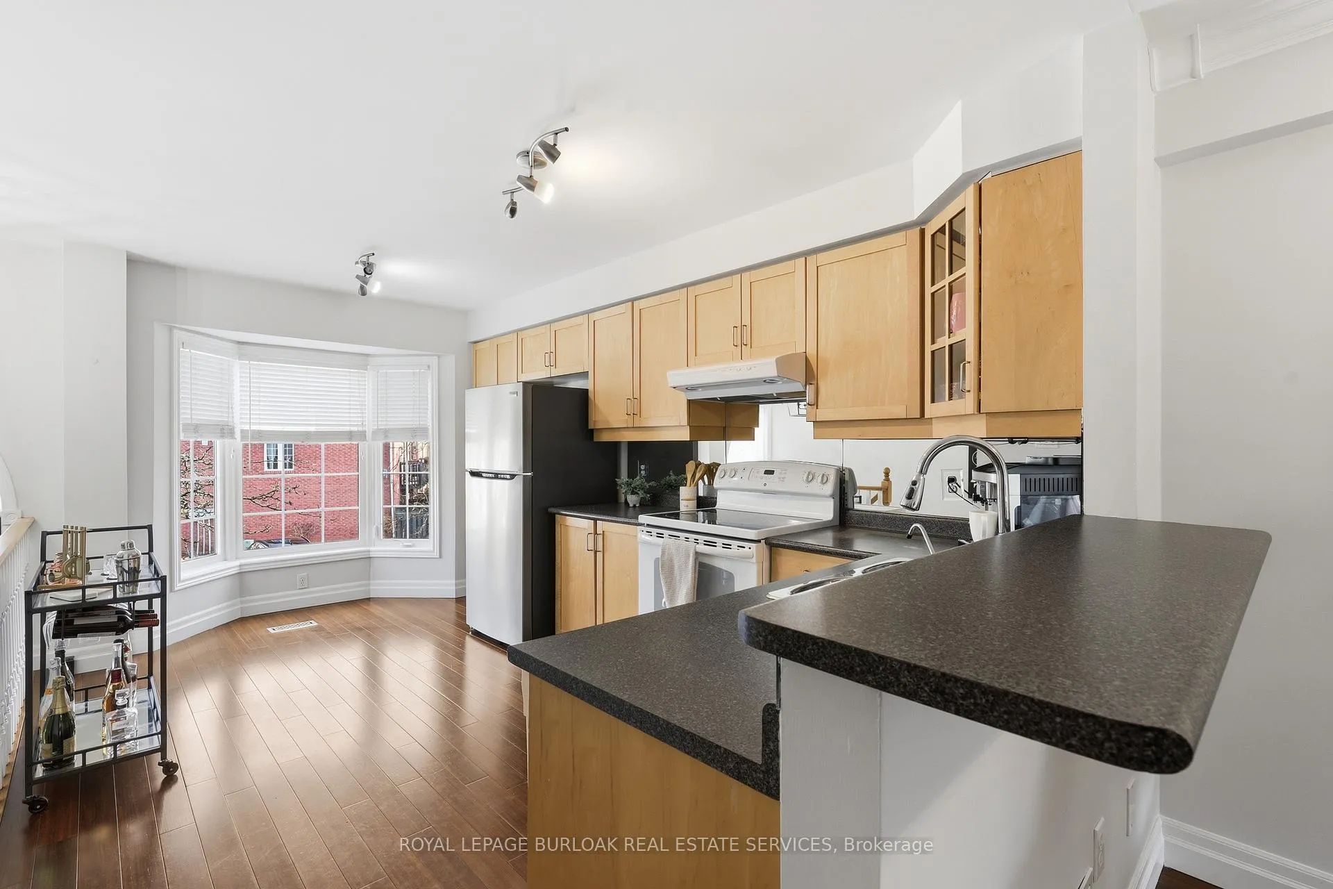 Photo 8 of Unit 56, 3480 Upper Middle Road, Burlington, Palmer — HOMEH