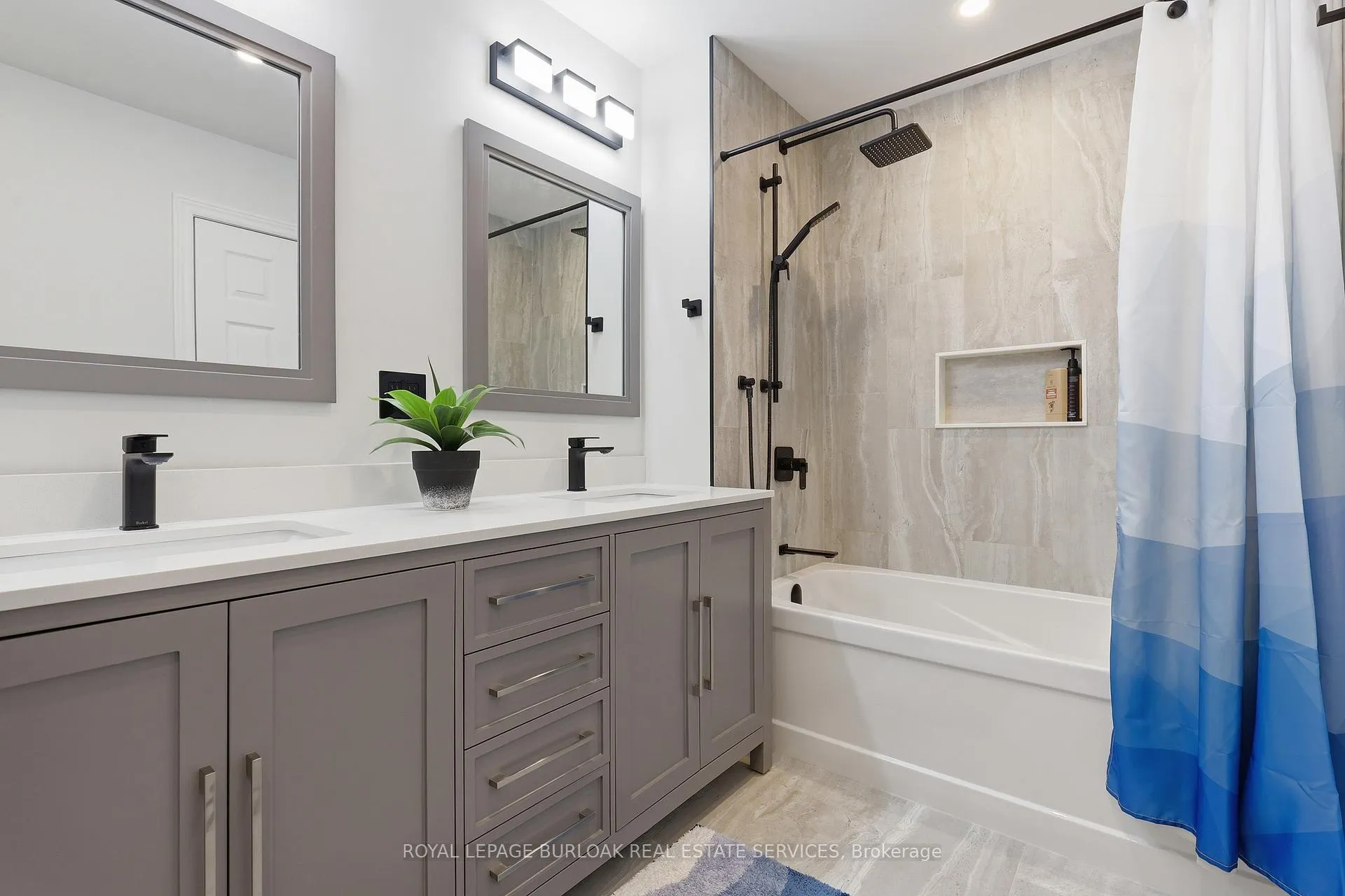 Photo 13 of Unit 56, 3480 Upper Middle Road, Burlington, Palmer — HOMEH