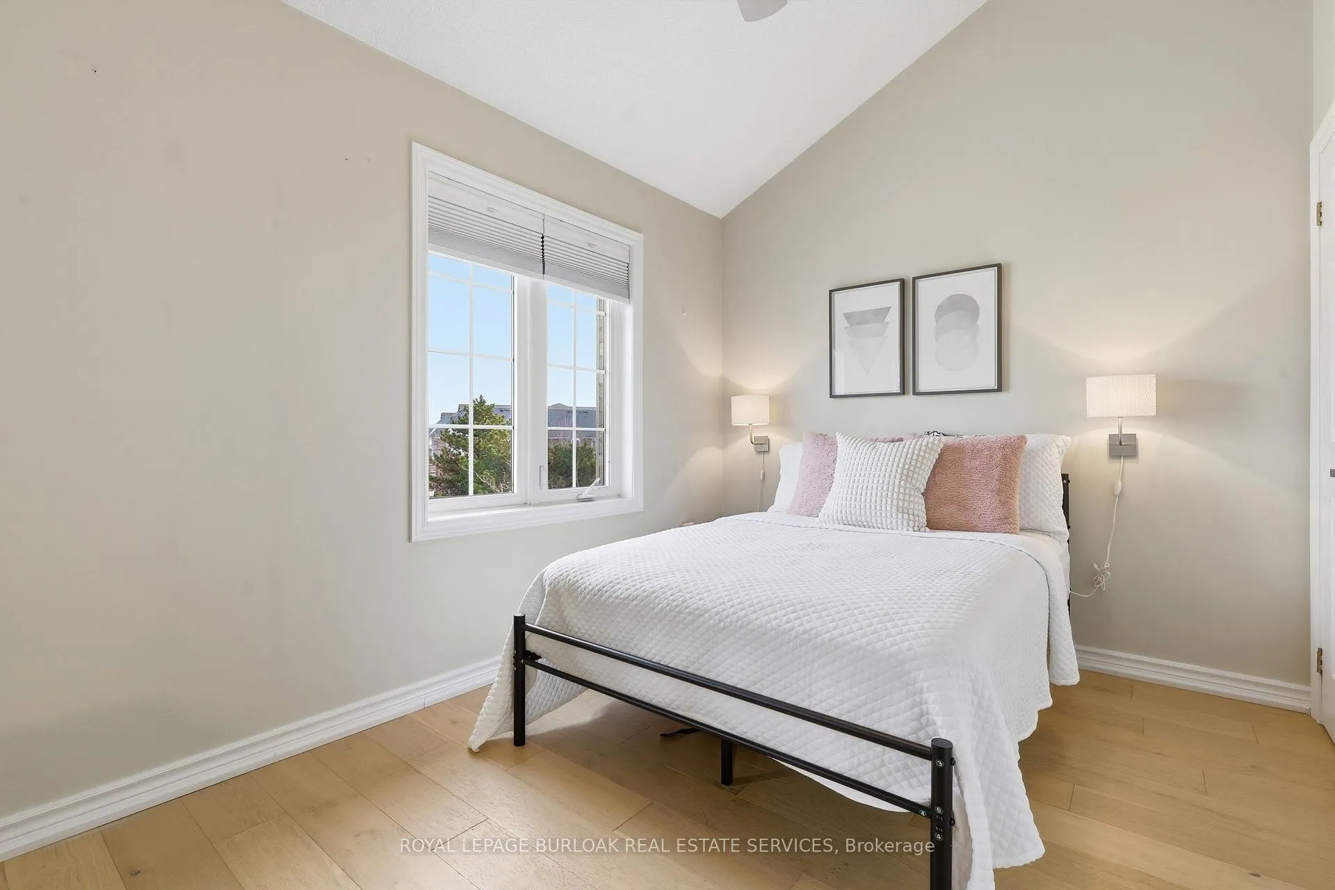 Photo 14 of Unit 56, 3480 Upper Middle Road, Burlington, Palmer — HOMEH