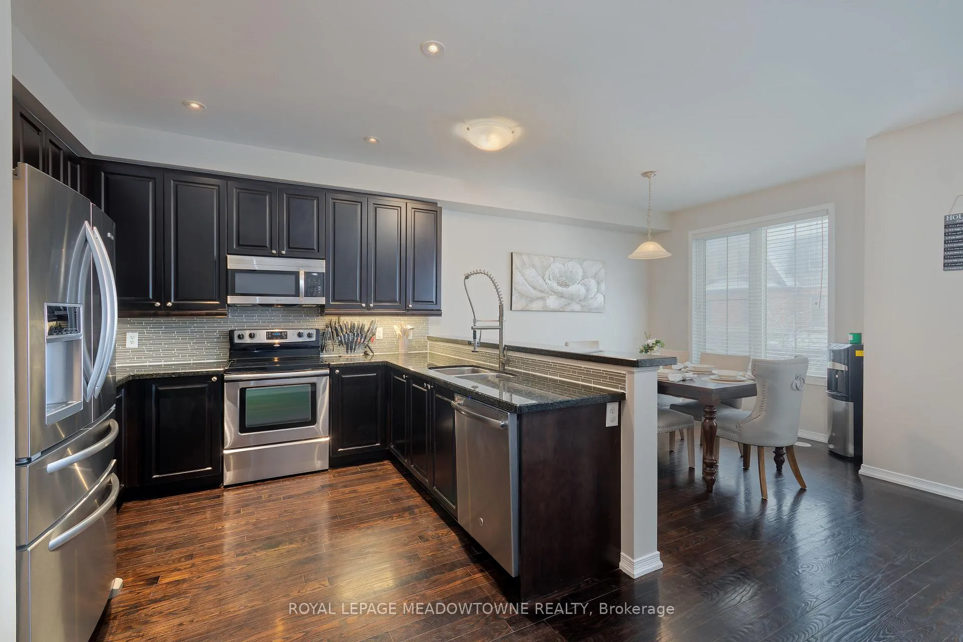 Photo 12 of 113 Cedar Lake Crescent, Brampton, Bram West — HOMEH