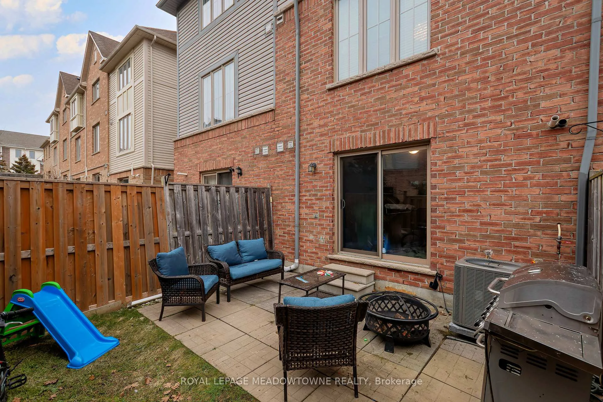 Photo 41 of 113 Cedar Lake Crescent, Brampton, Bram West — HOMEH