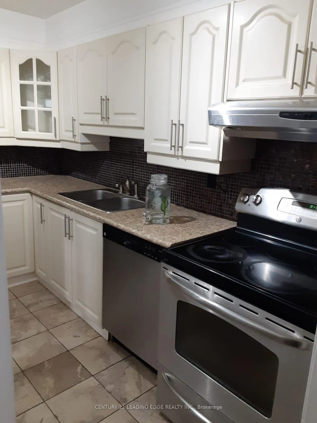 Photo 9 of Unit 1605, 5 Shady Golfway, Toronto, Flemingdon Park — HOMEH