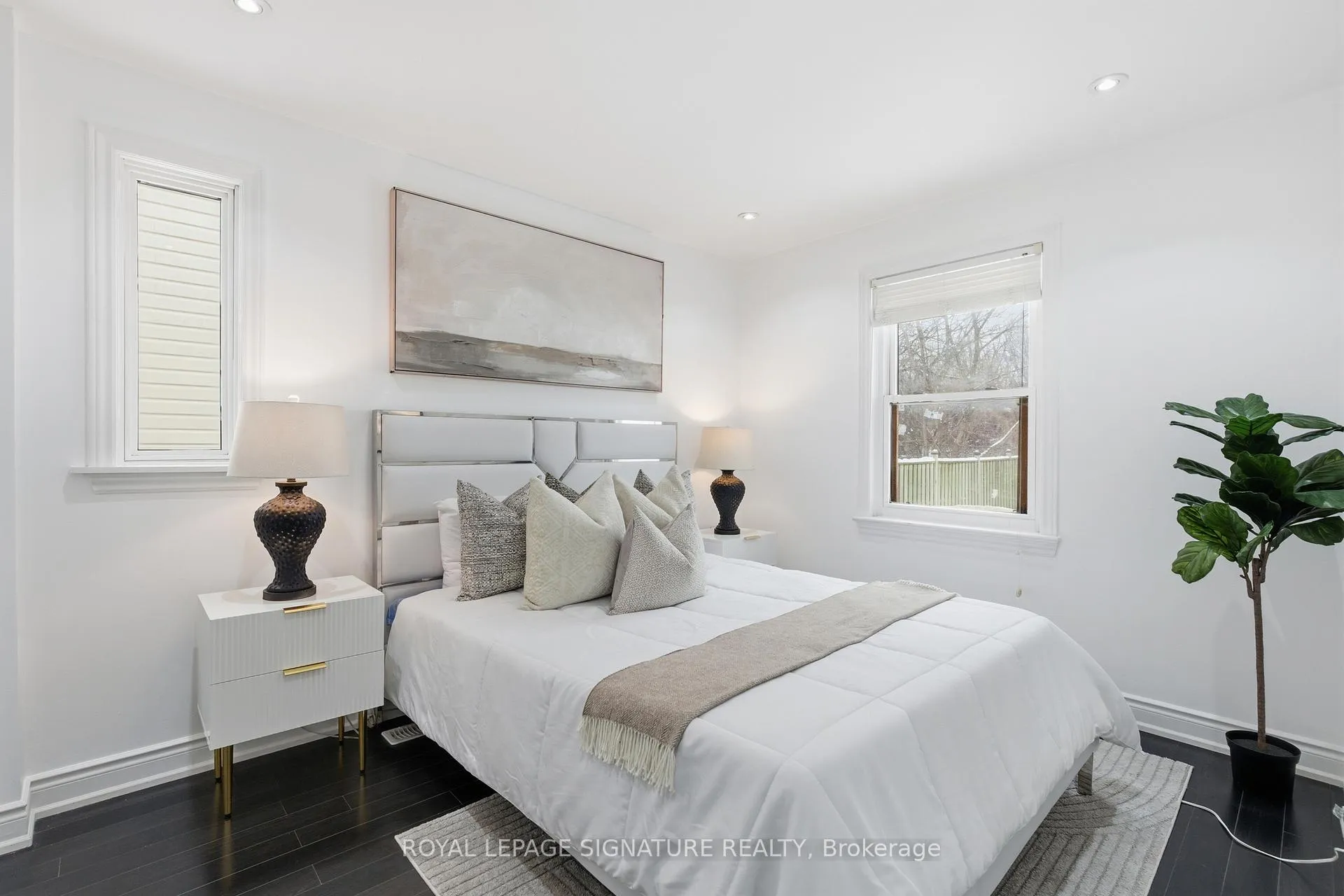 Photo 17 of 26 Guest Street, Brampton, Downtown Brampton — HOMEH