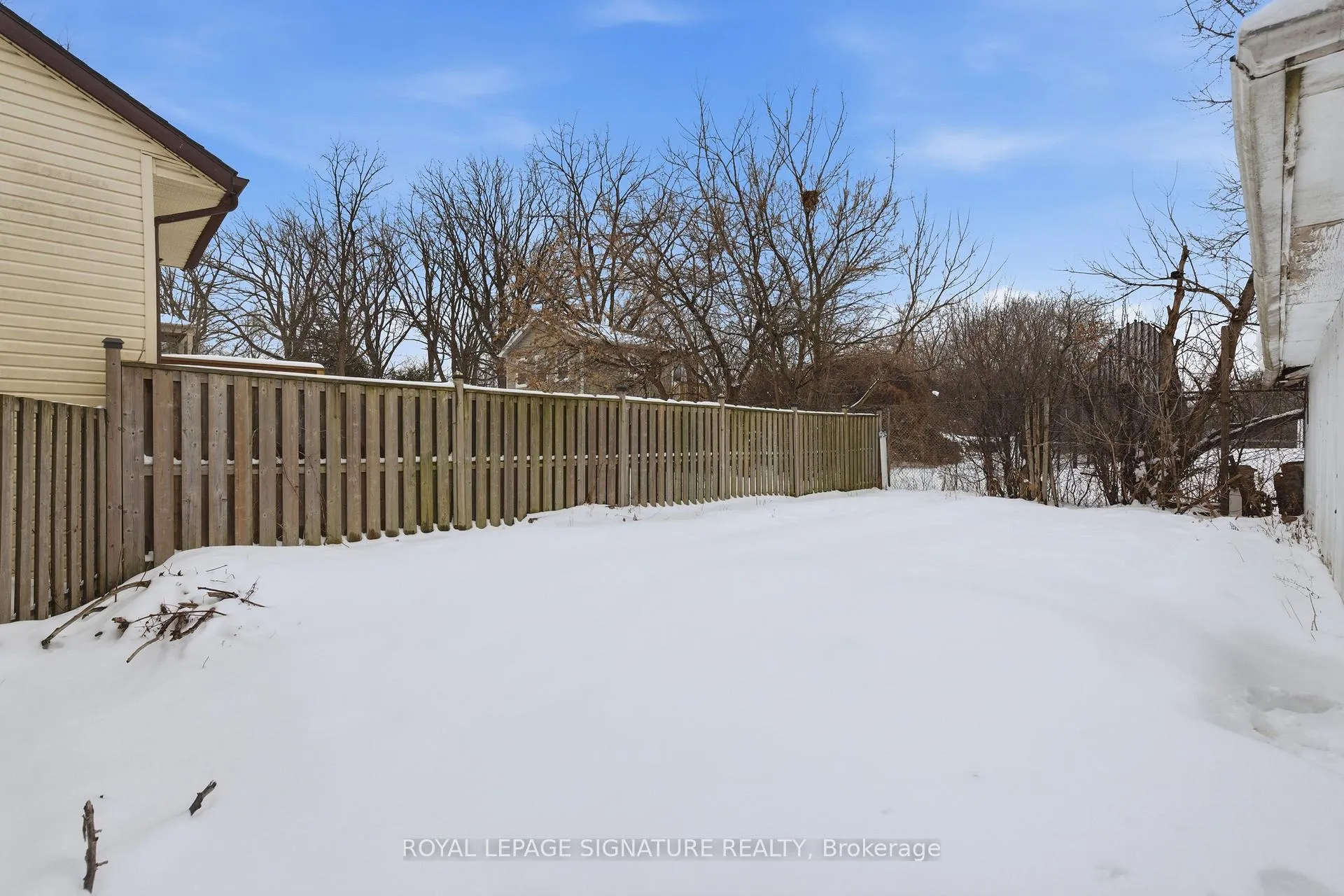 Photo 34 of 26 Guest Street, Brampton, Downtown Brampton — HOMEH