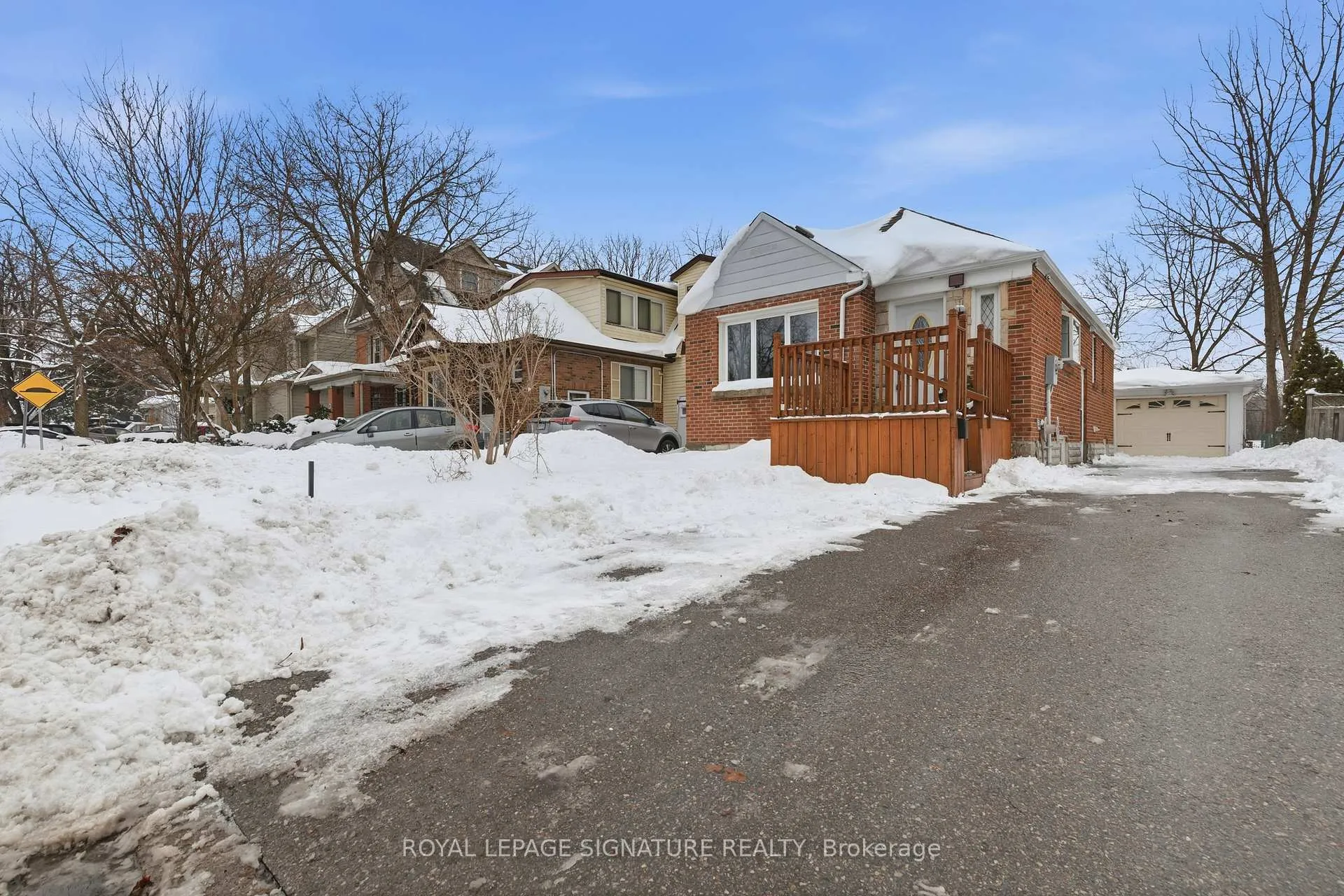Photo 36 of 26 Guest Street, Brampton, Downtown Brampton — HOMEH