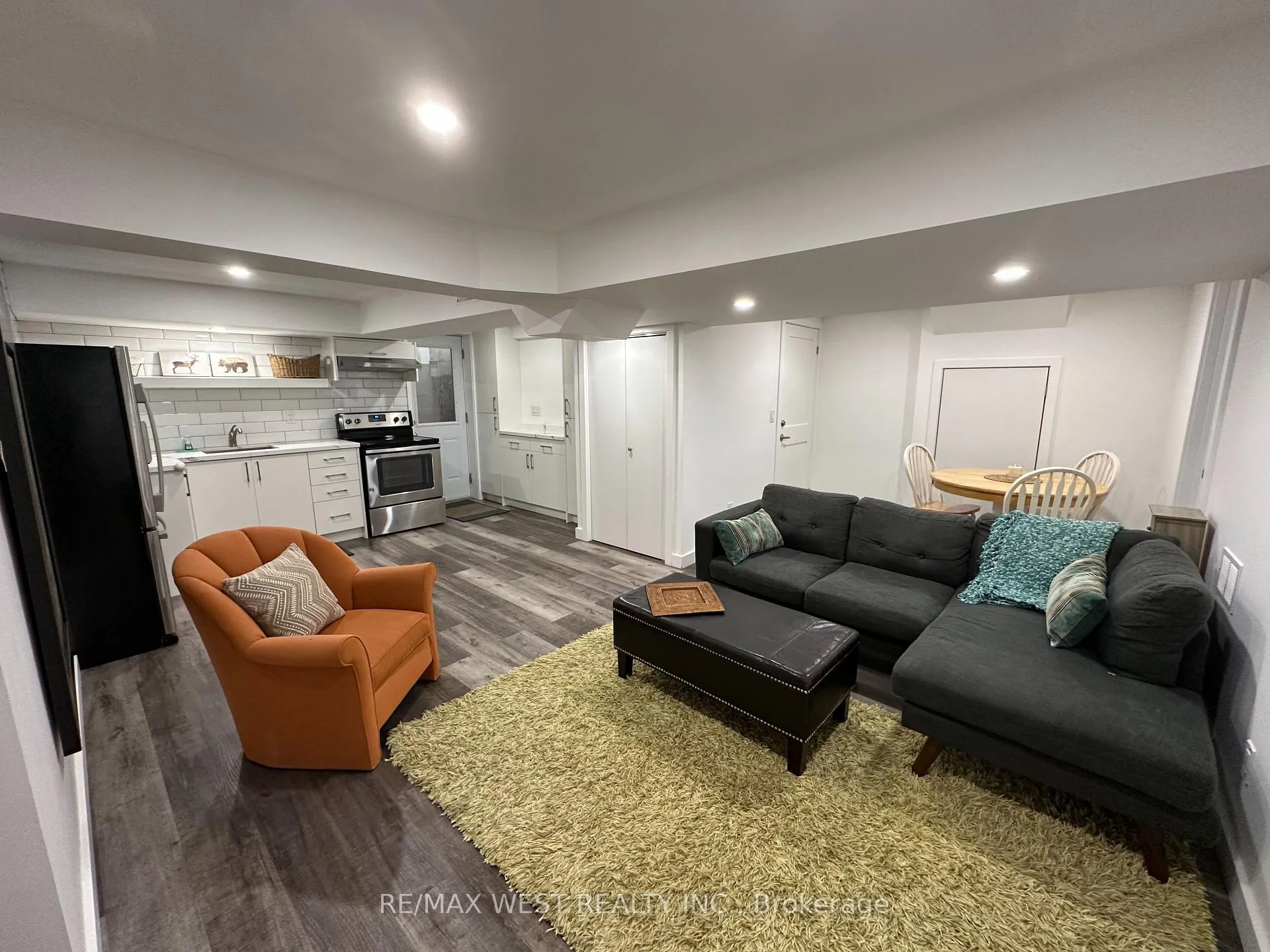 Photo 7 of Unit Basement, 237 Mullen Drive, Vaughan, Brownridge — HOMEH