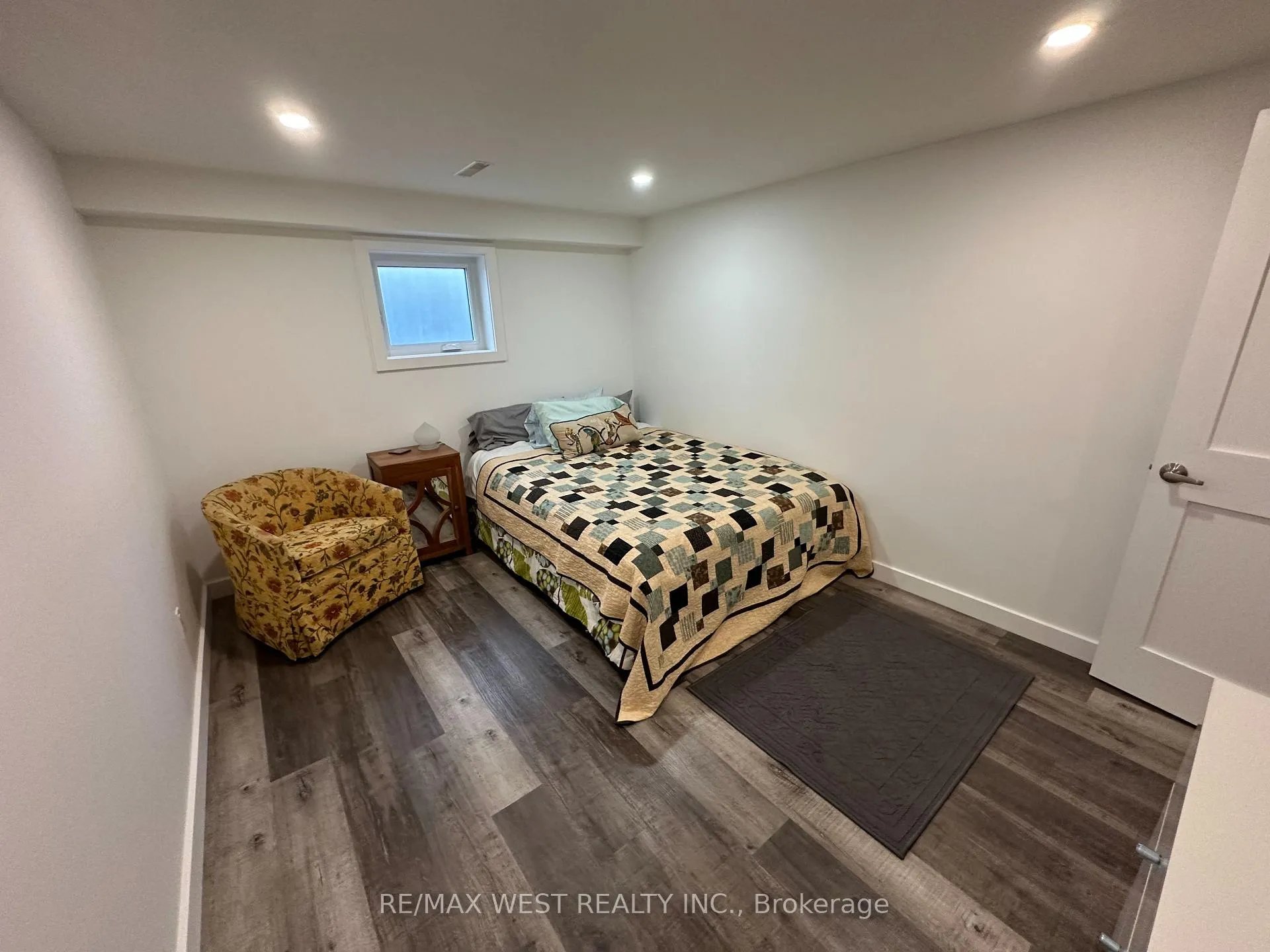 Photo 14 of Unit Basement, 237 Mullen Drive, Vaughan, Brownridge — HOMEH