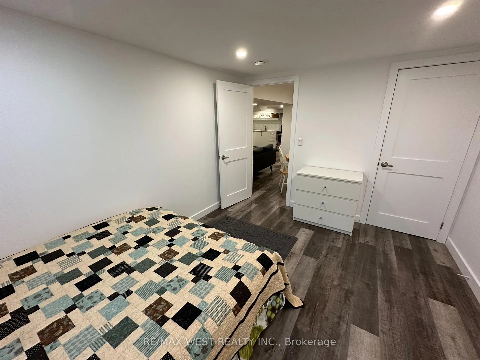 Photo 15 of Unit Basement, 237 Mullen Drive, Vaughan, Brownridge — HOMEH