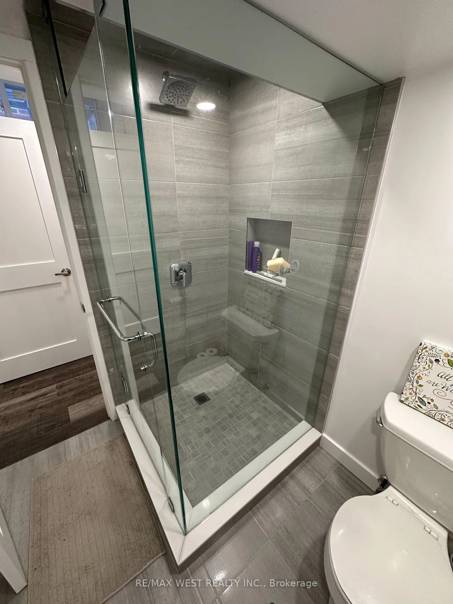 Photo 17 of Unit Basement, 237 Mullen Drive, Vaughan, Brownridge — HOMEH